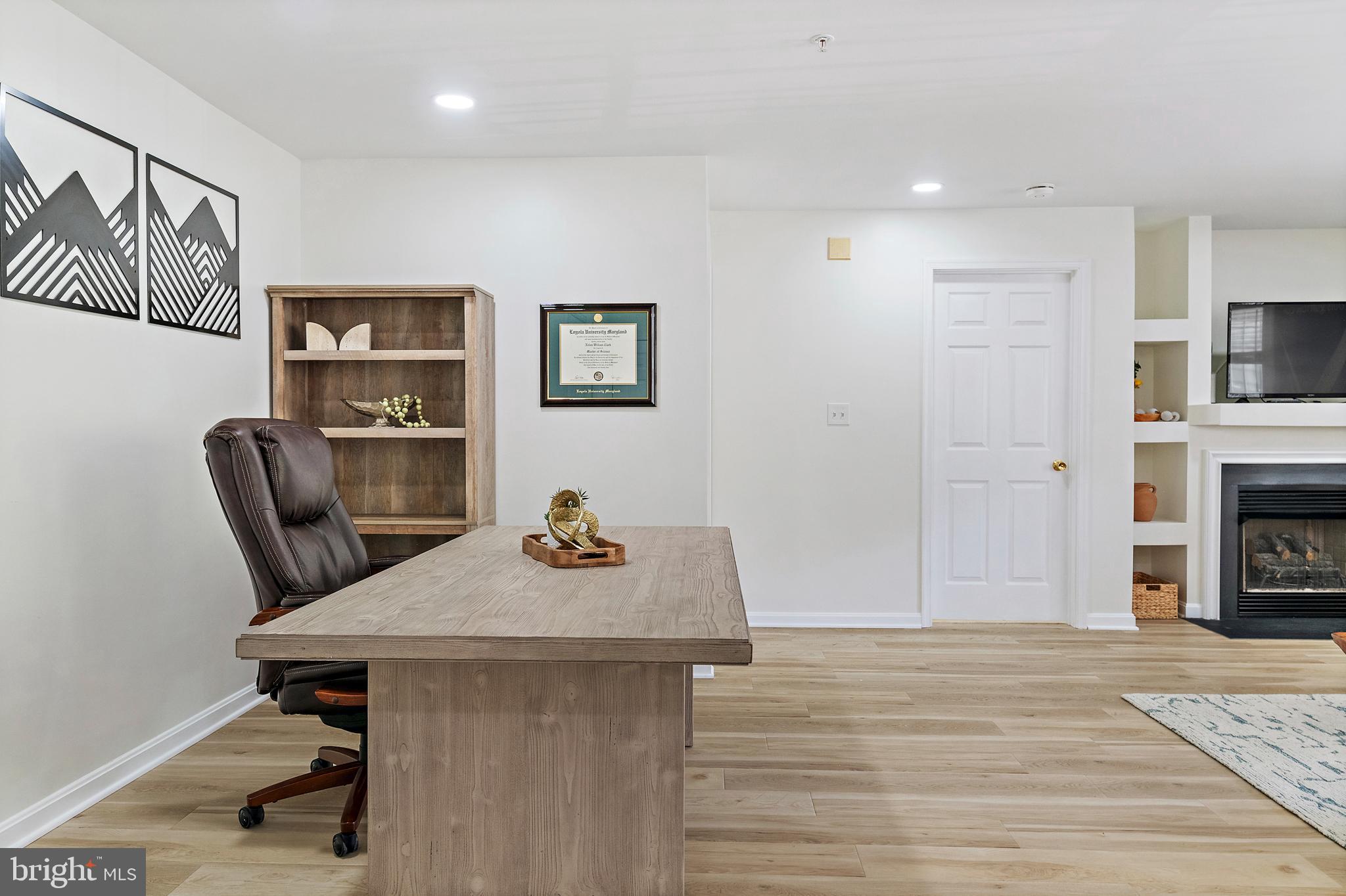 TIDEWATER COLONY - Residential