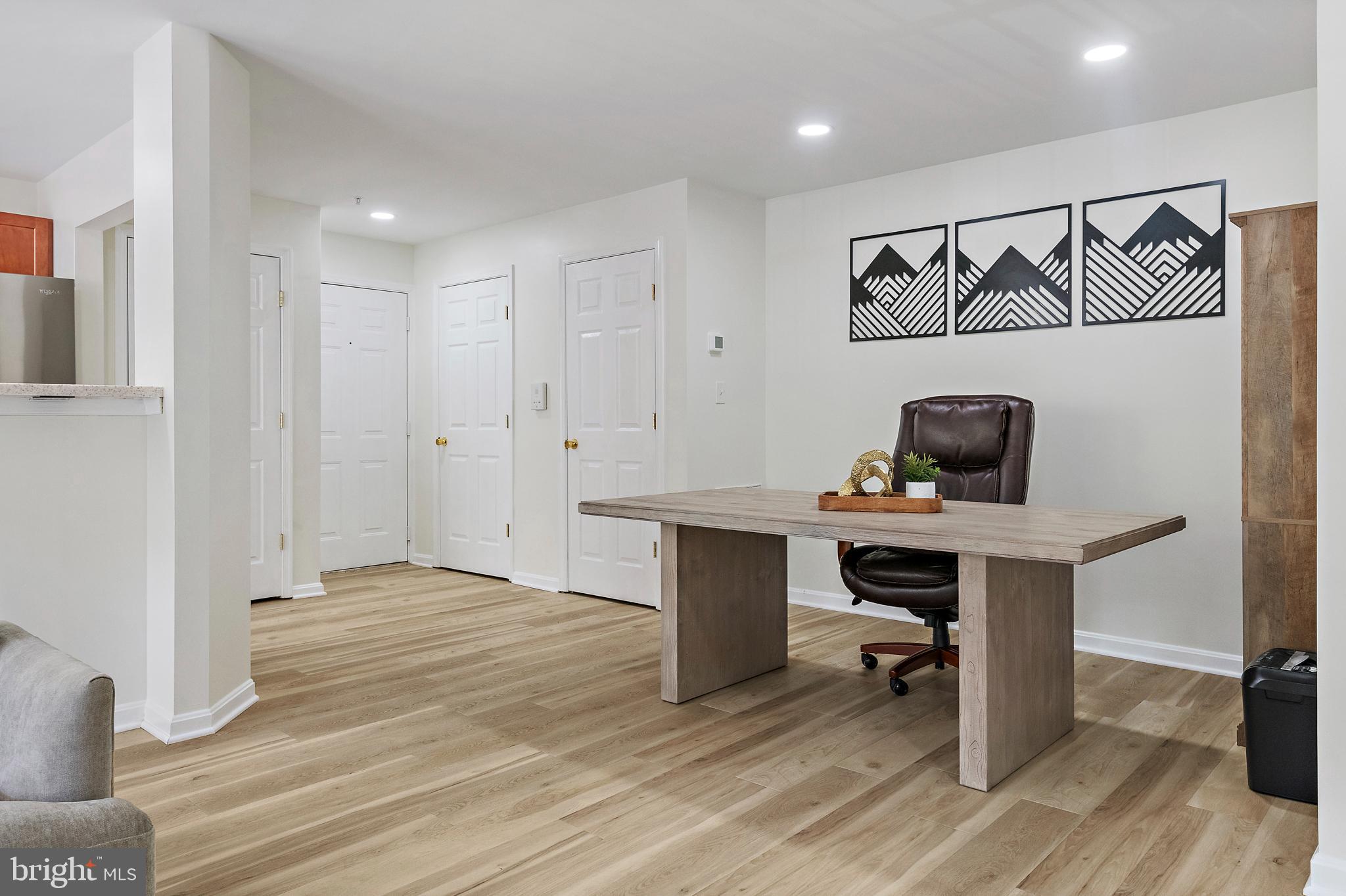 TIDEWATER COLONY - Residential