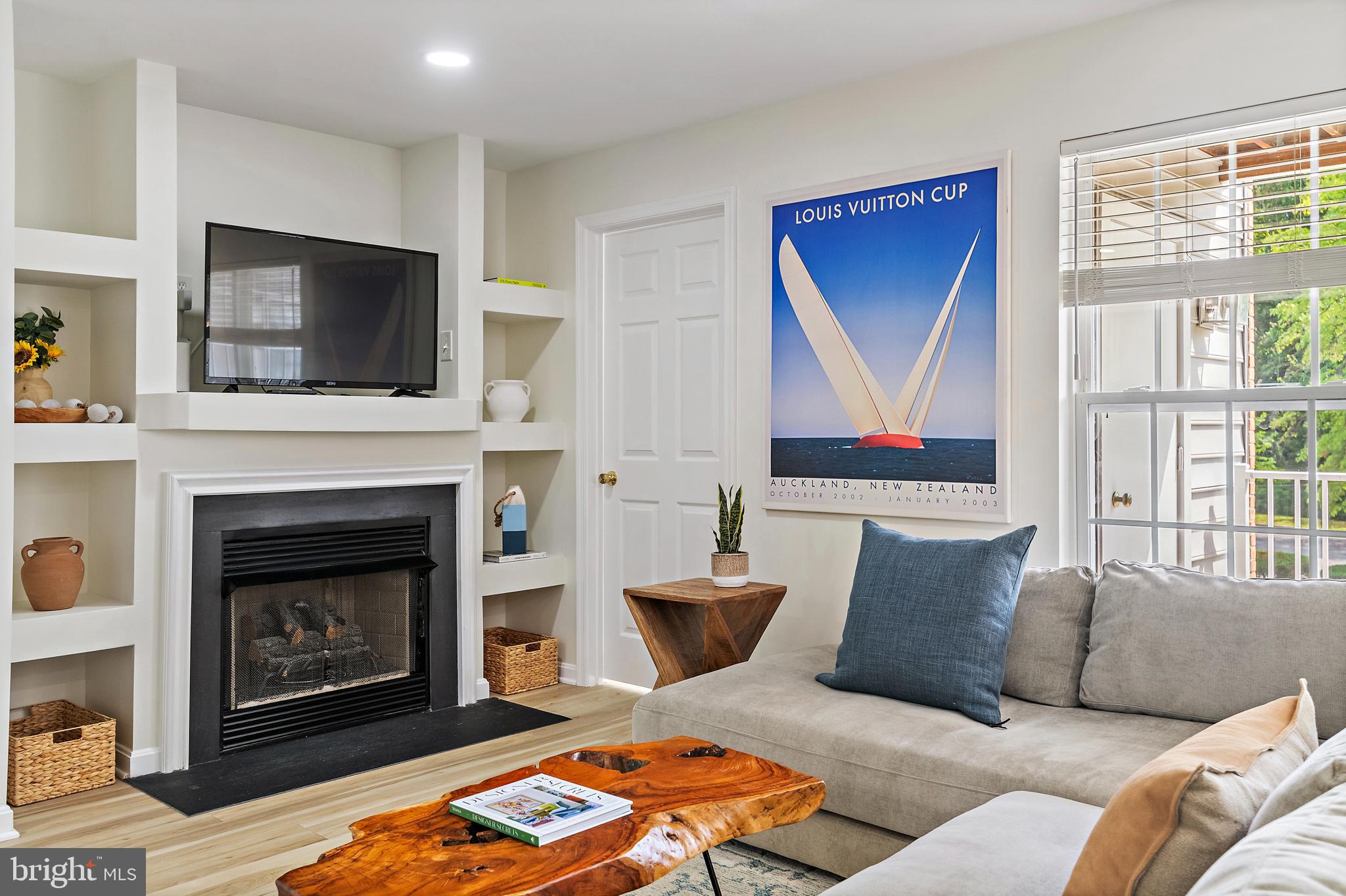 TIDEWATER COLONY - Residential