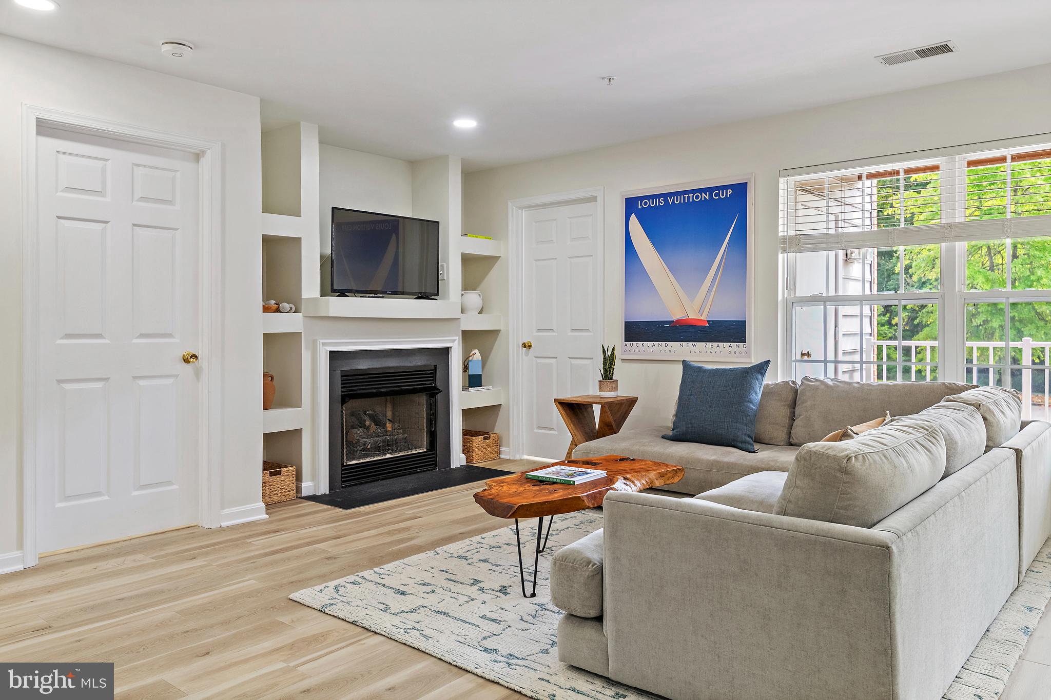 TIDEWATER COLONY - Residential