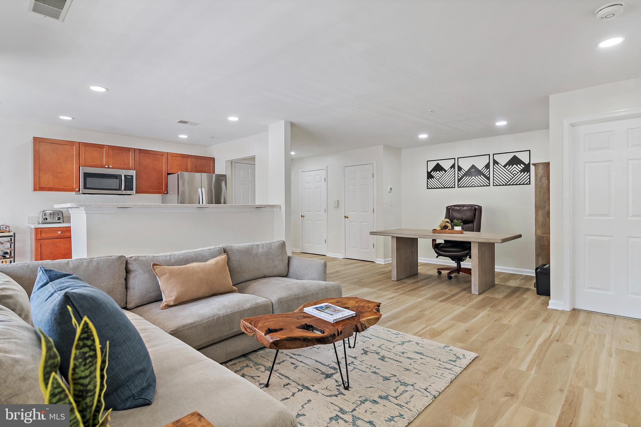 TIDEWATER COLONY - Residential