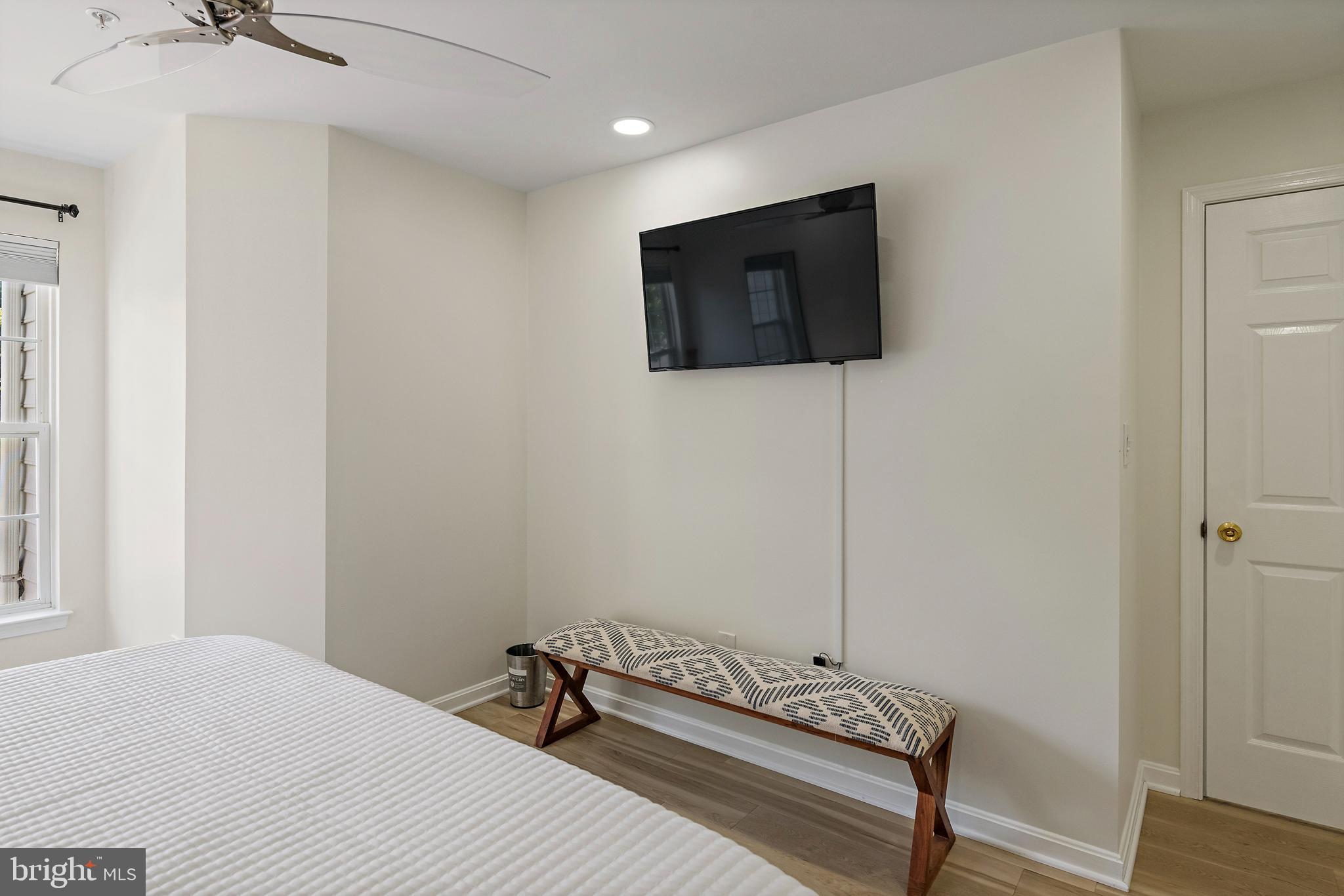 TIDEWATER COLONY - Residential
