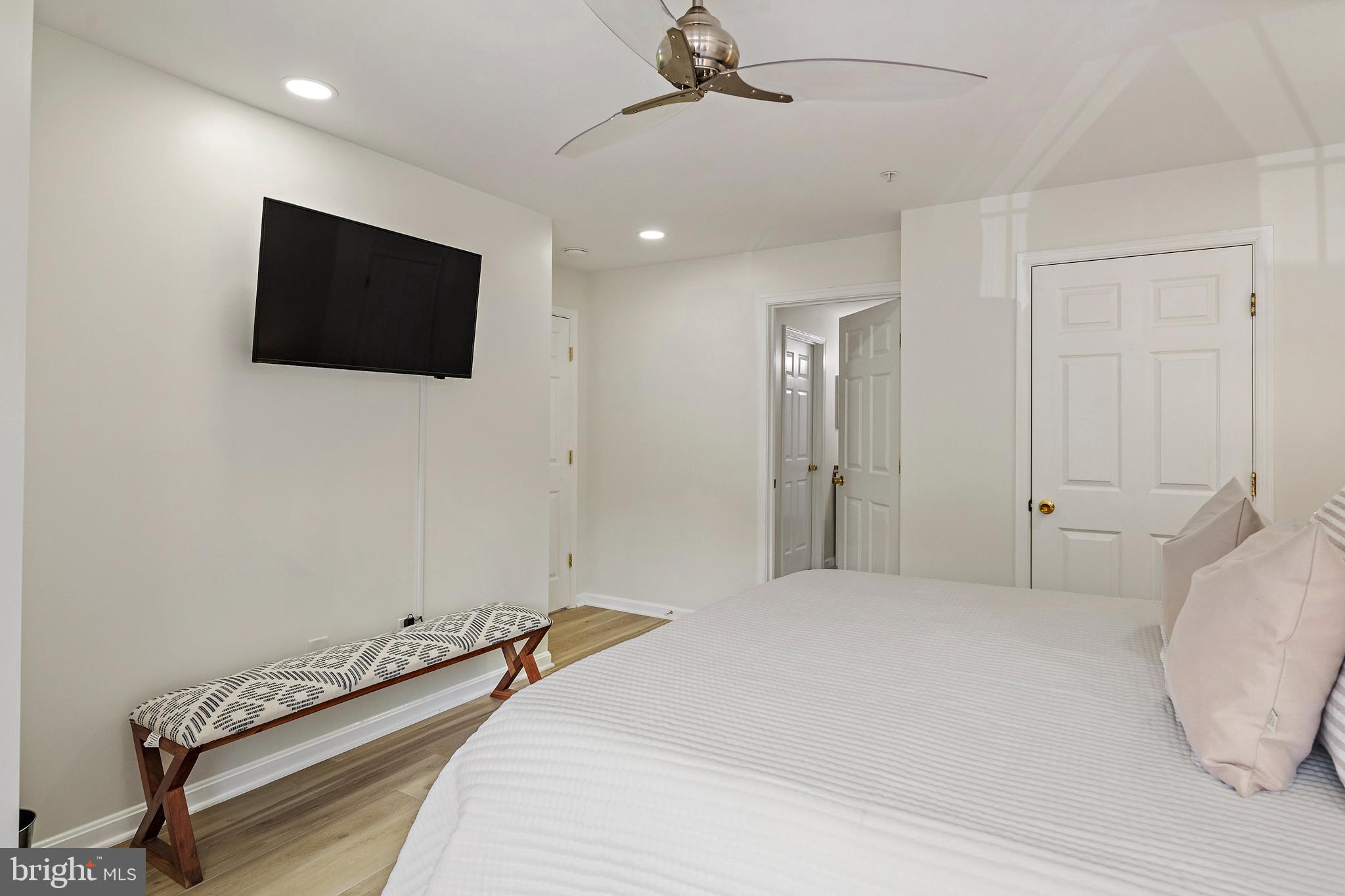 TIDEWATER COLONY - Residential