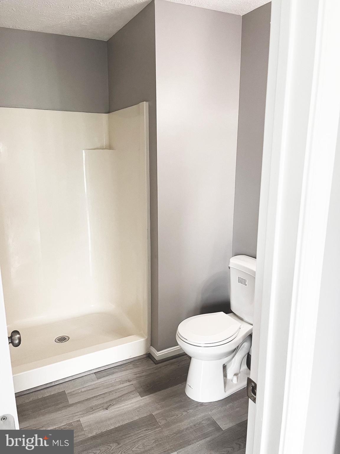 LAKE VIEW - Residential