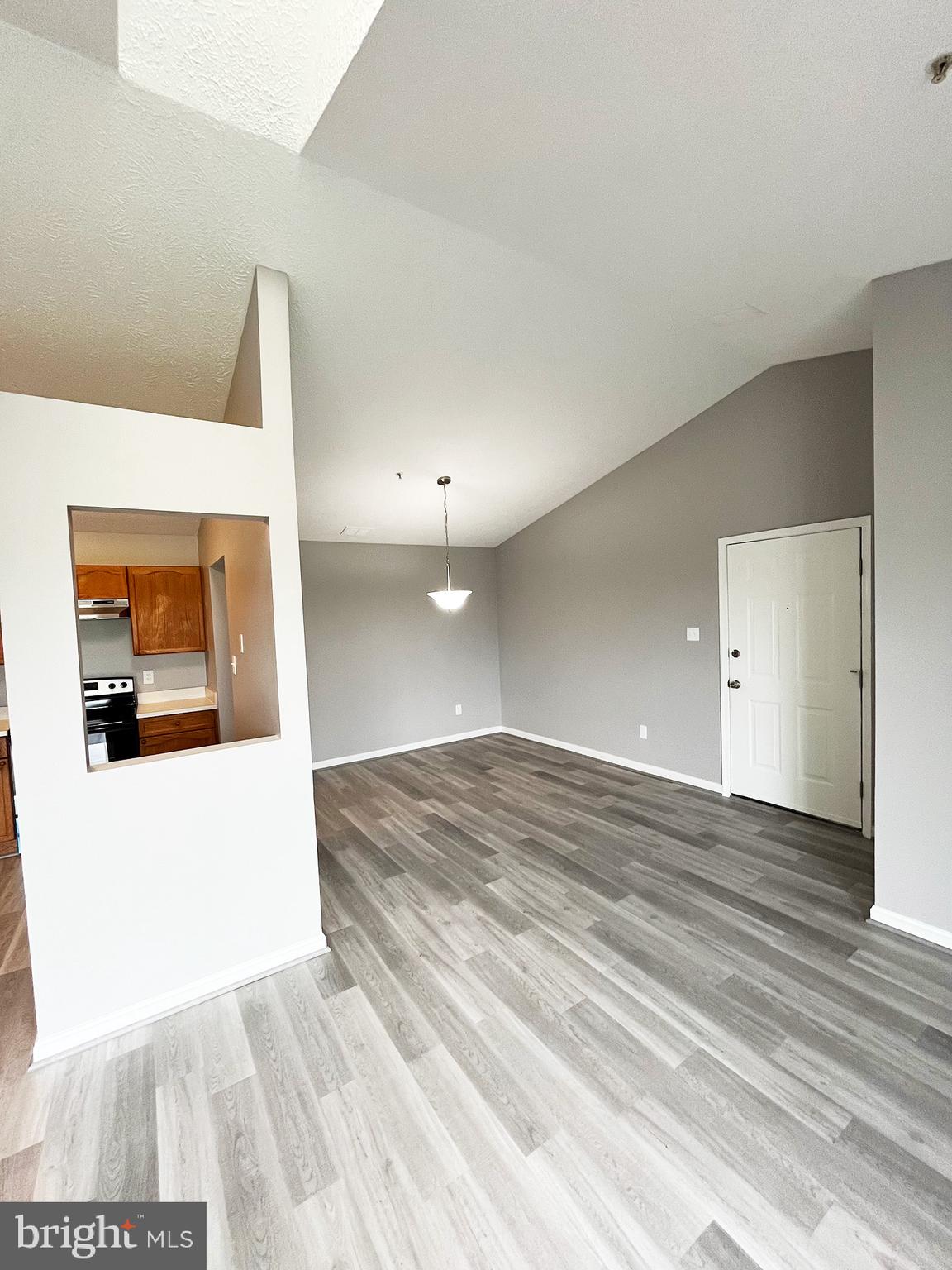 LAKE VIEW - Residential