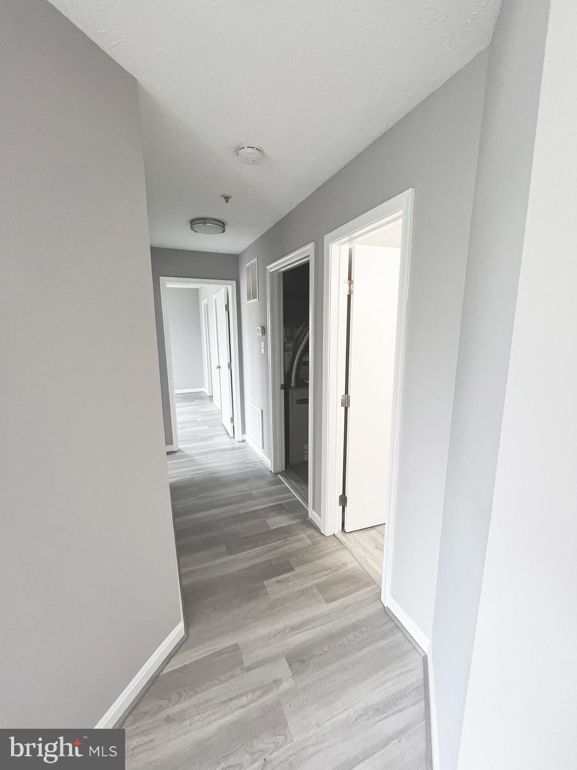 LAKE VIEW - Residential