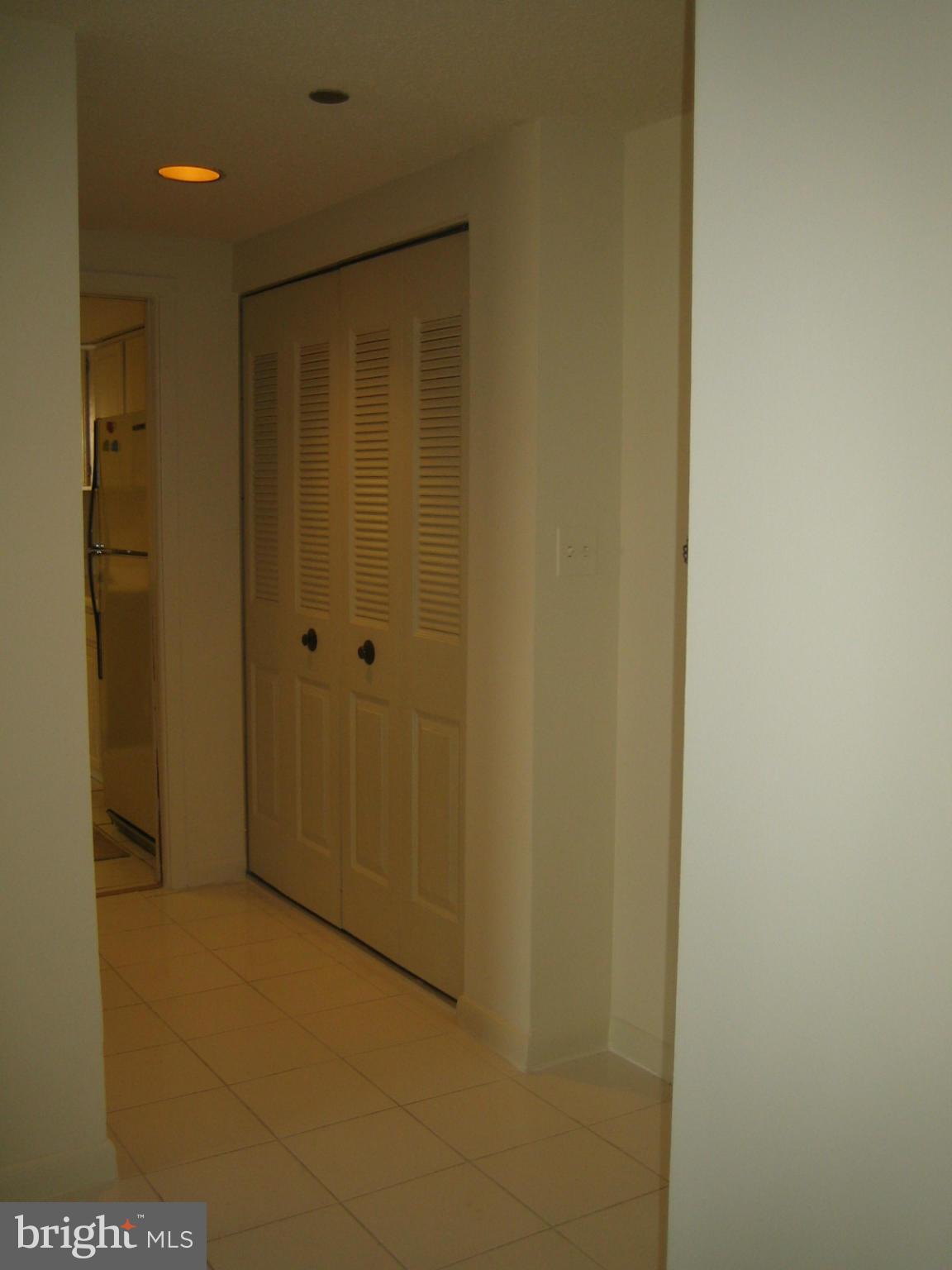 SKYLINE HOUSE - Residential Lease