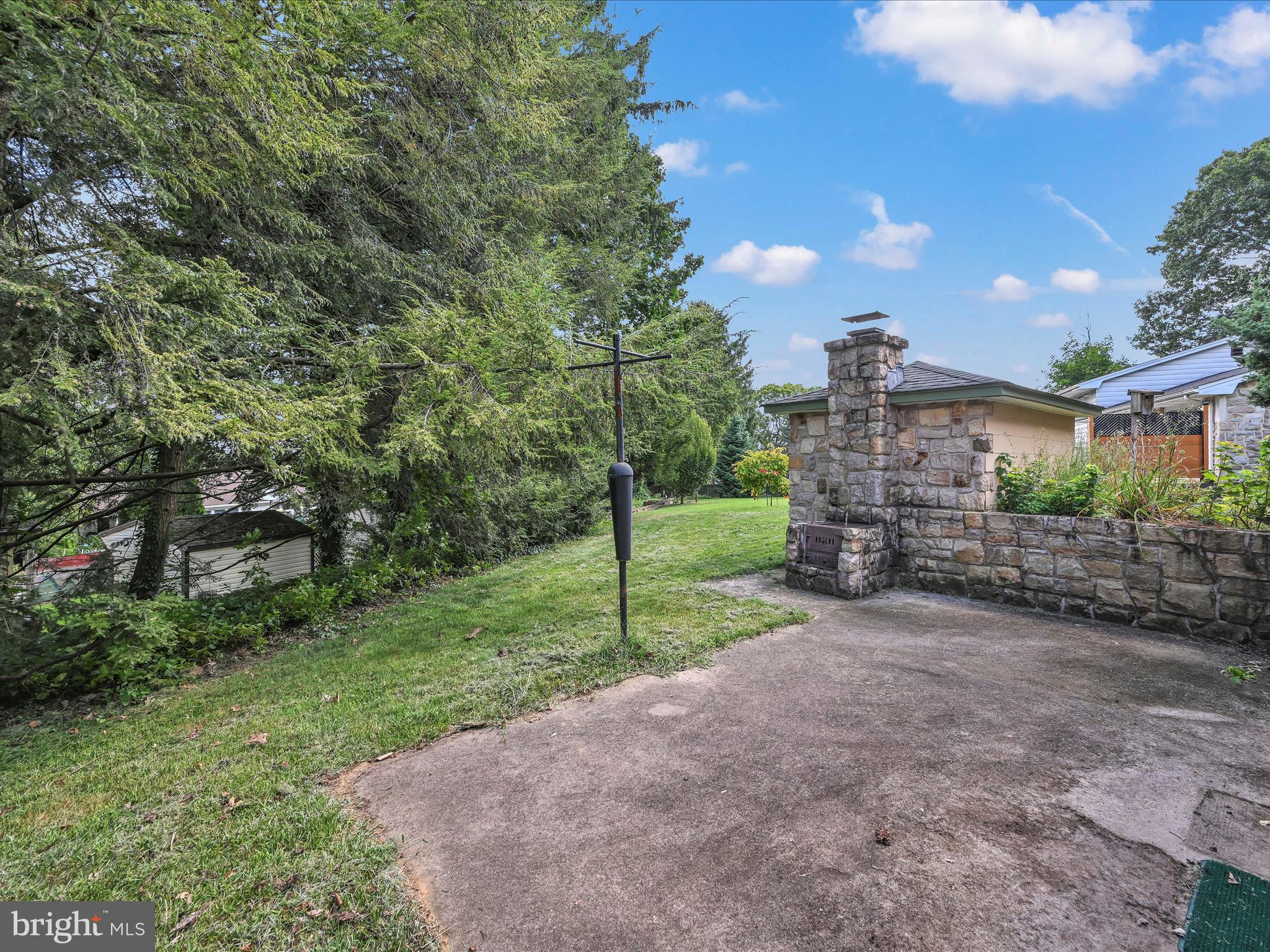 GLENN ACRES - Residential