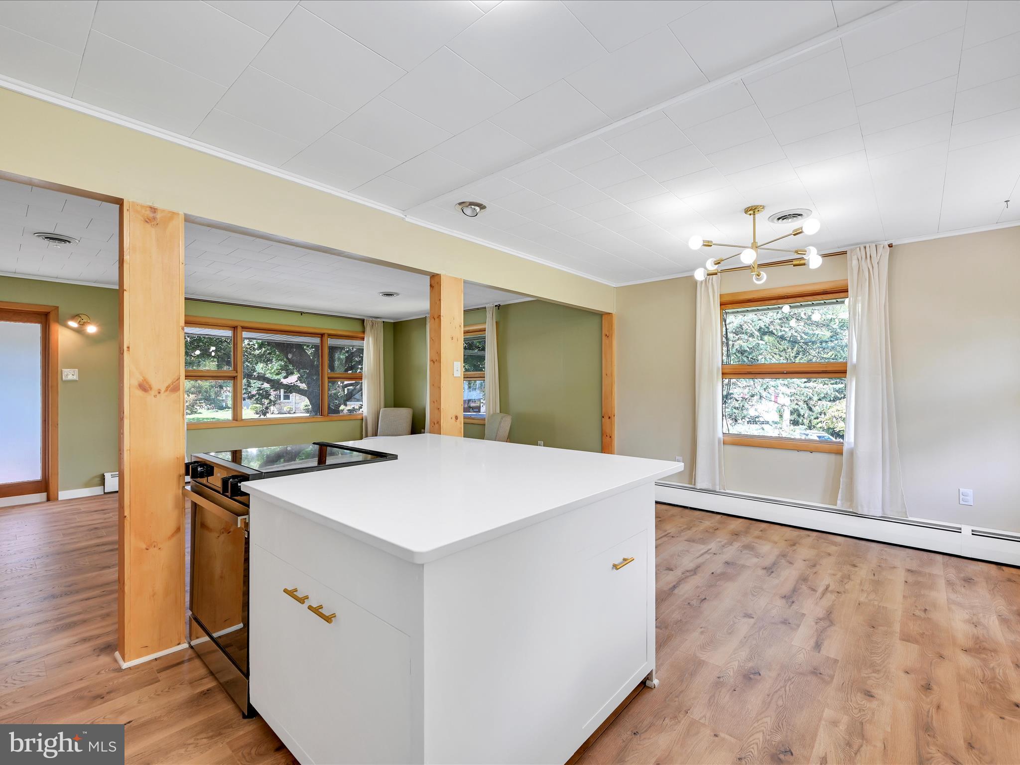 GLENN ACRES - Residential