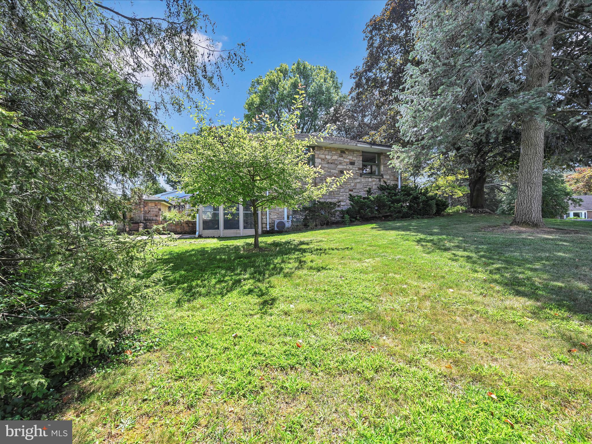 GLENN ACRES - Residential