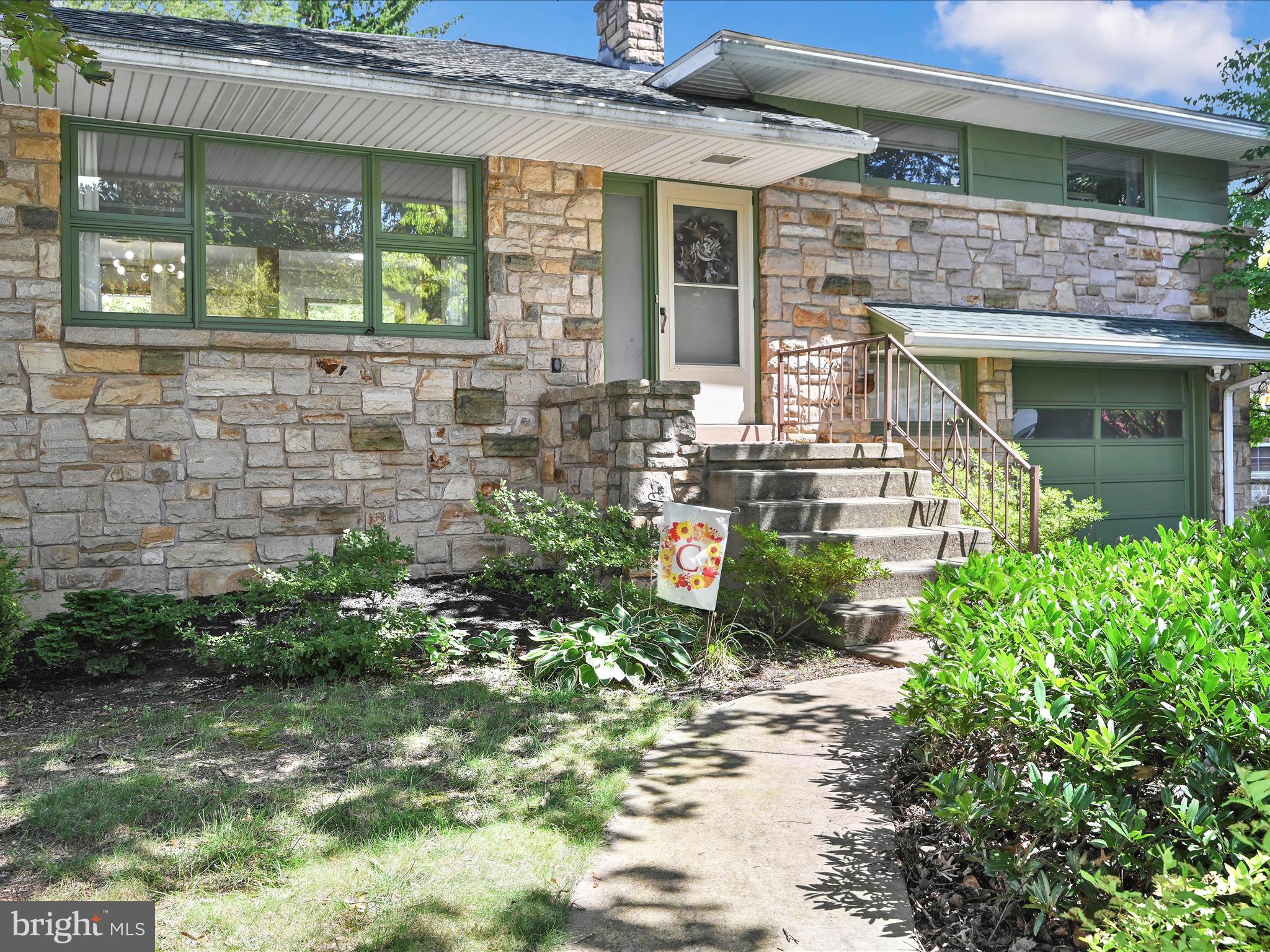 GLENN ACRES - Residential