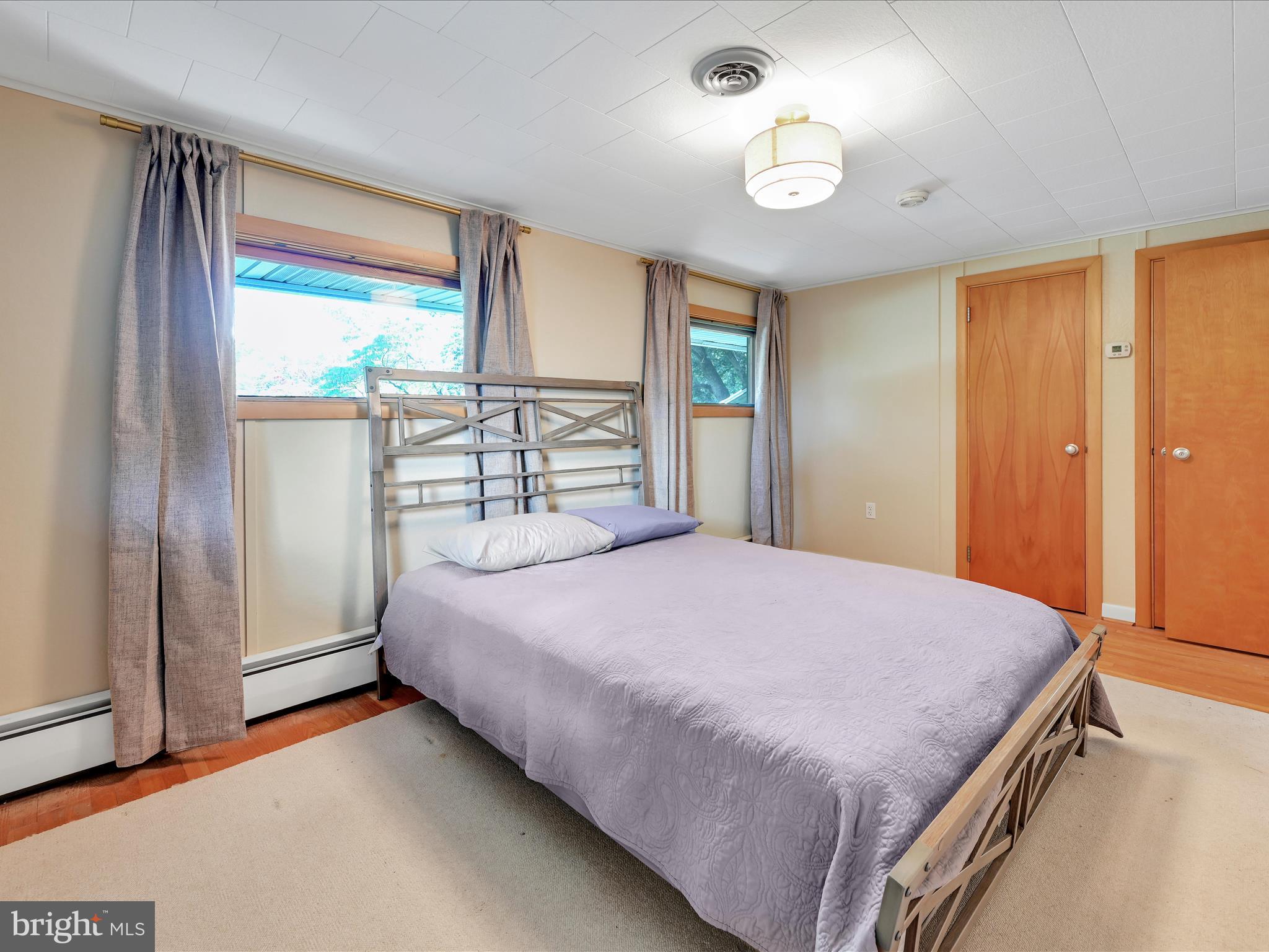 GLENN ACRES - Residential