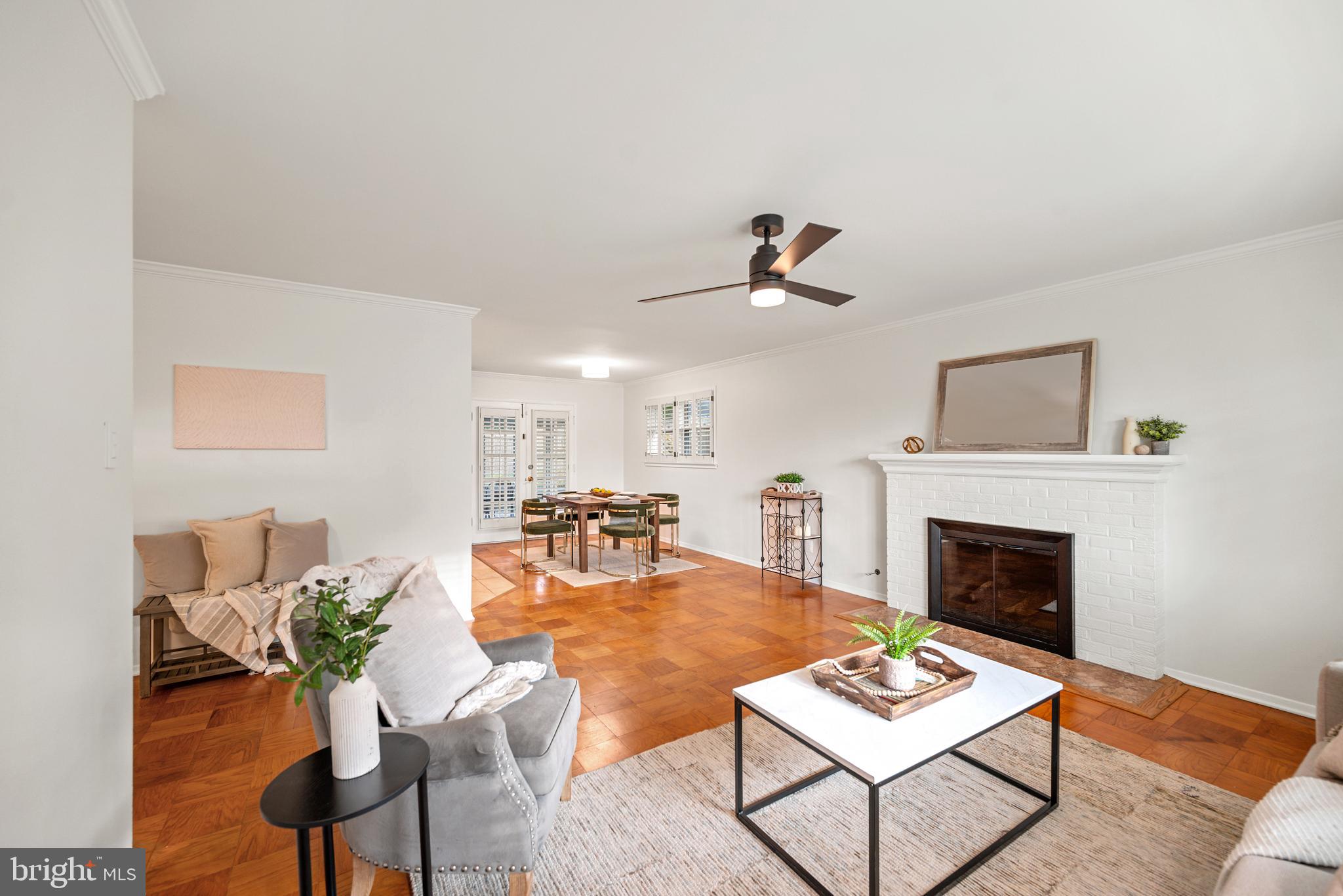 CRESTWOOD MANOR - Residential