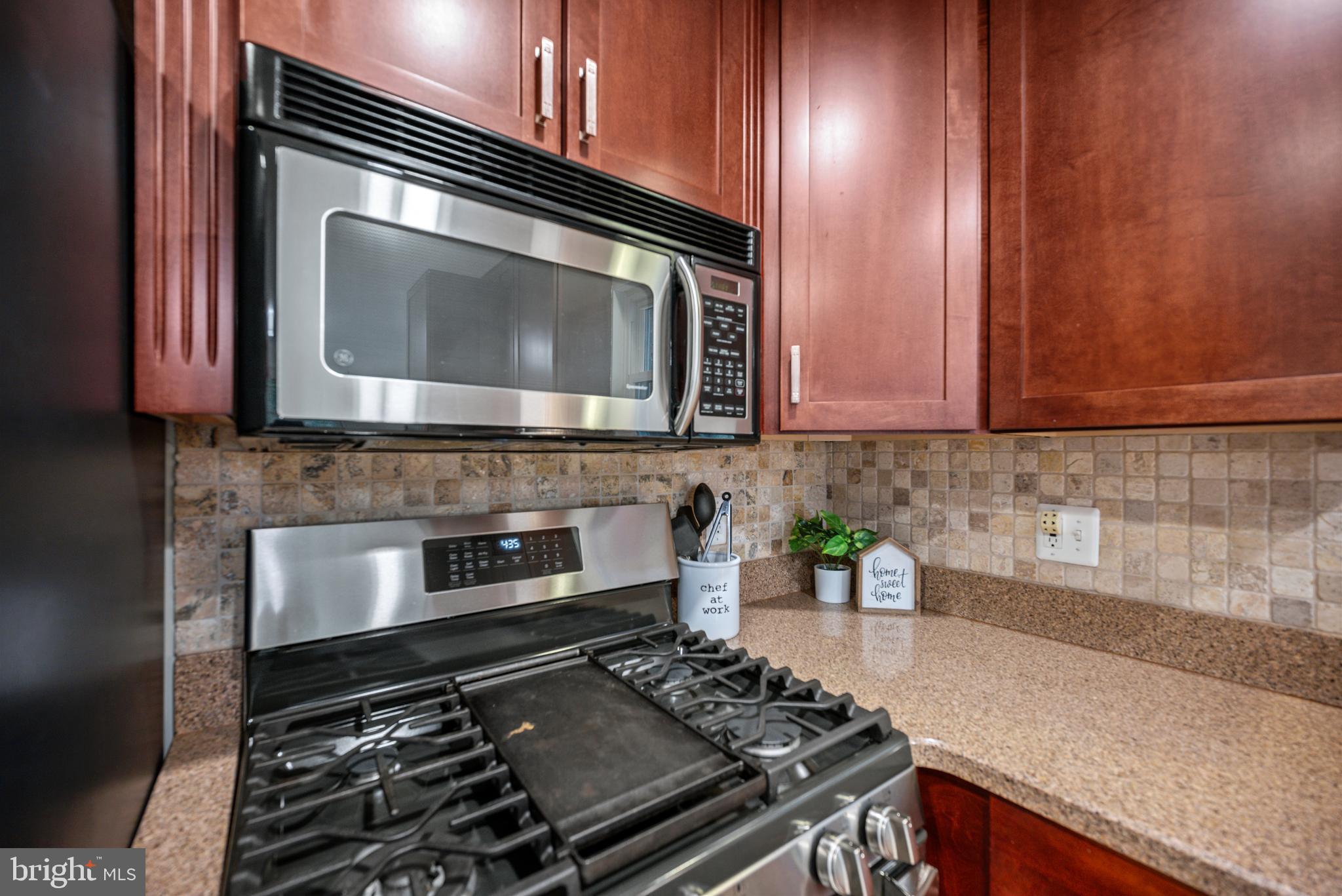 CRESTWOOD MANOR - Residential