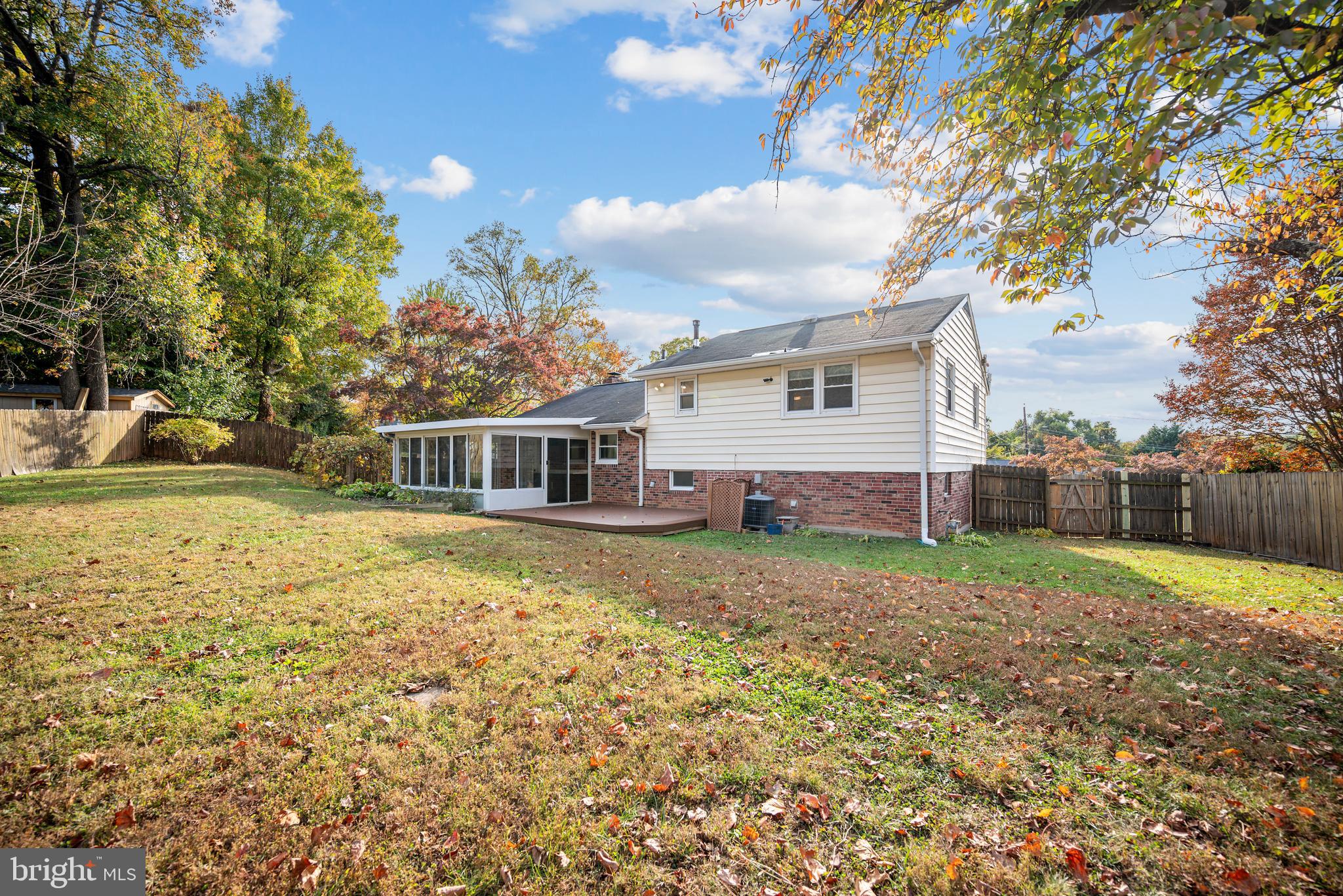 CRESTWOOD MANOR - Residential