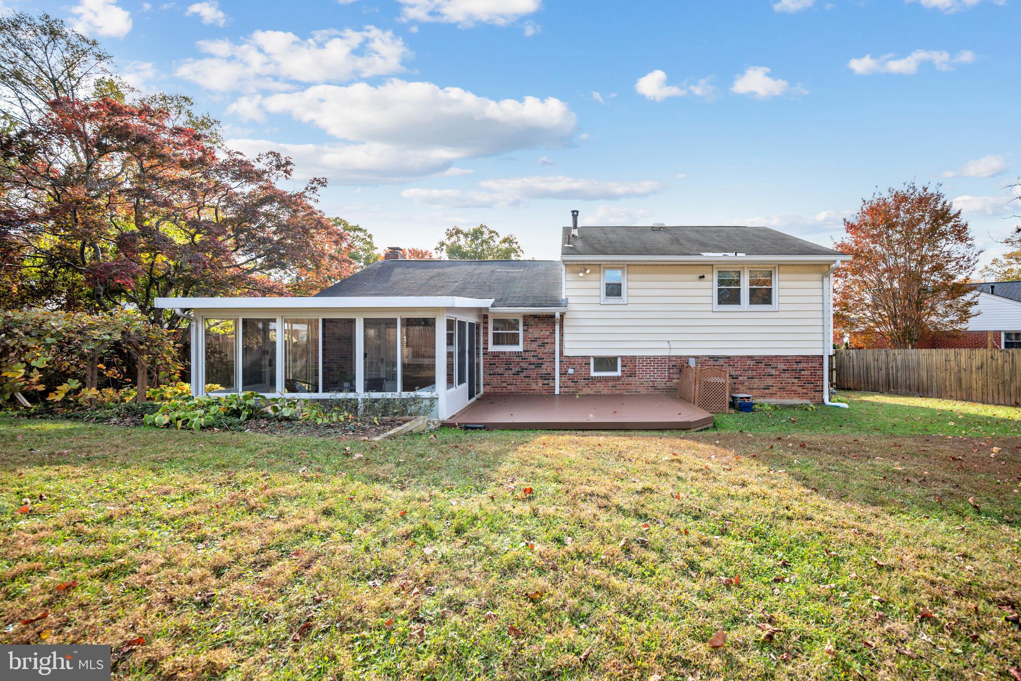 CRESTWOOD MANOR - Residential