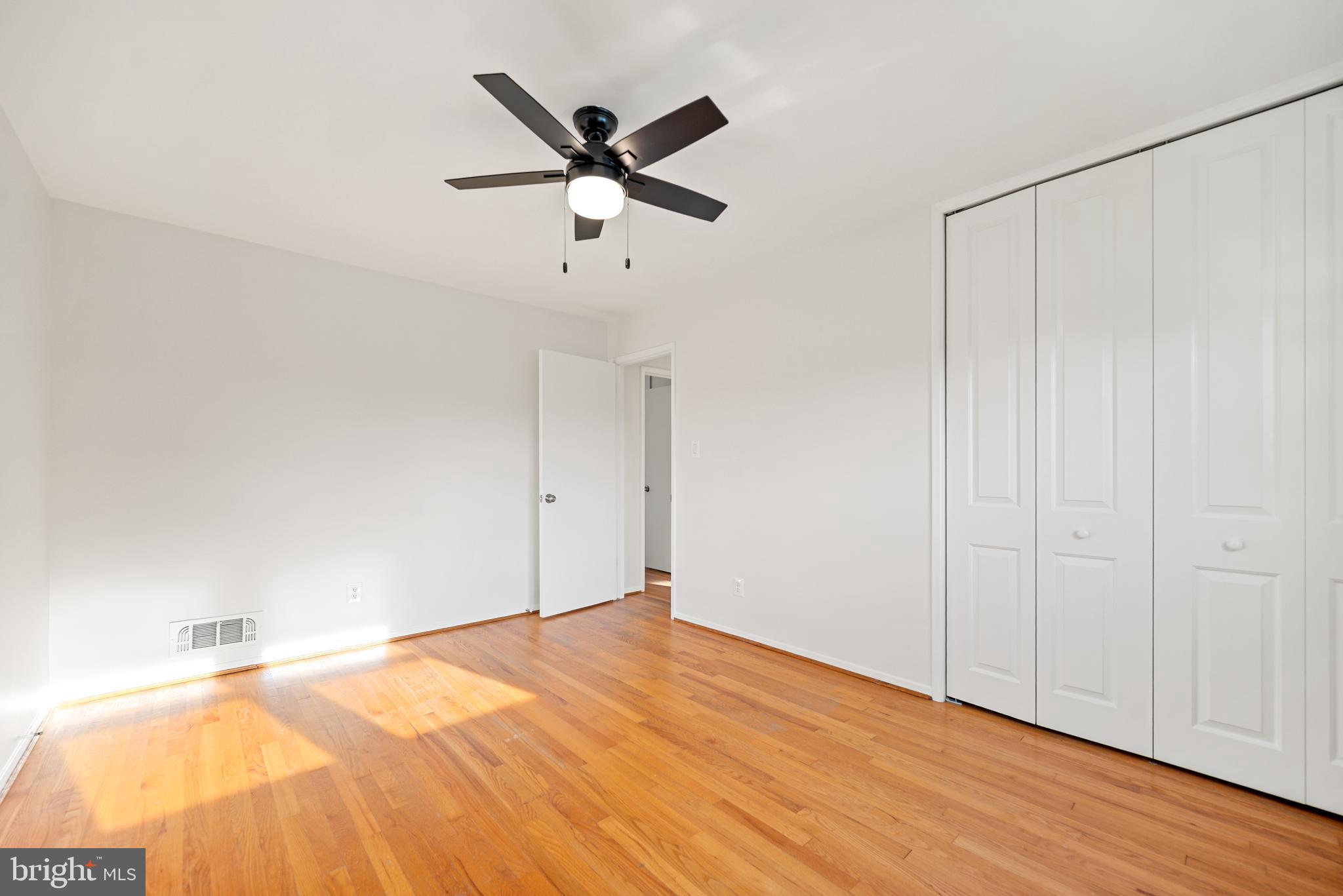 CRESTWOOD MANOR - Residential