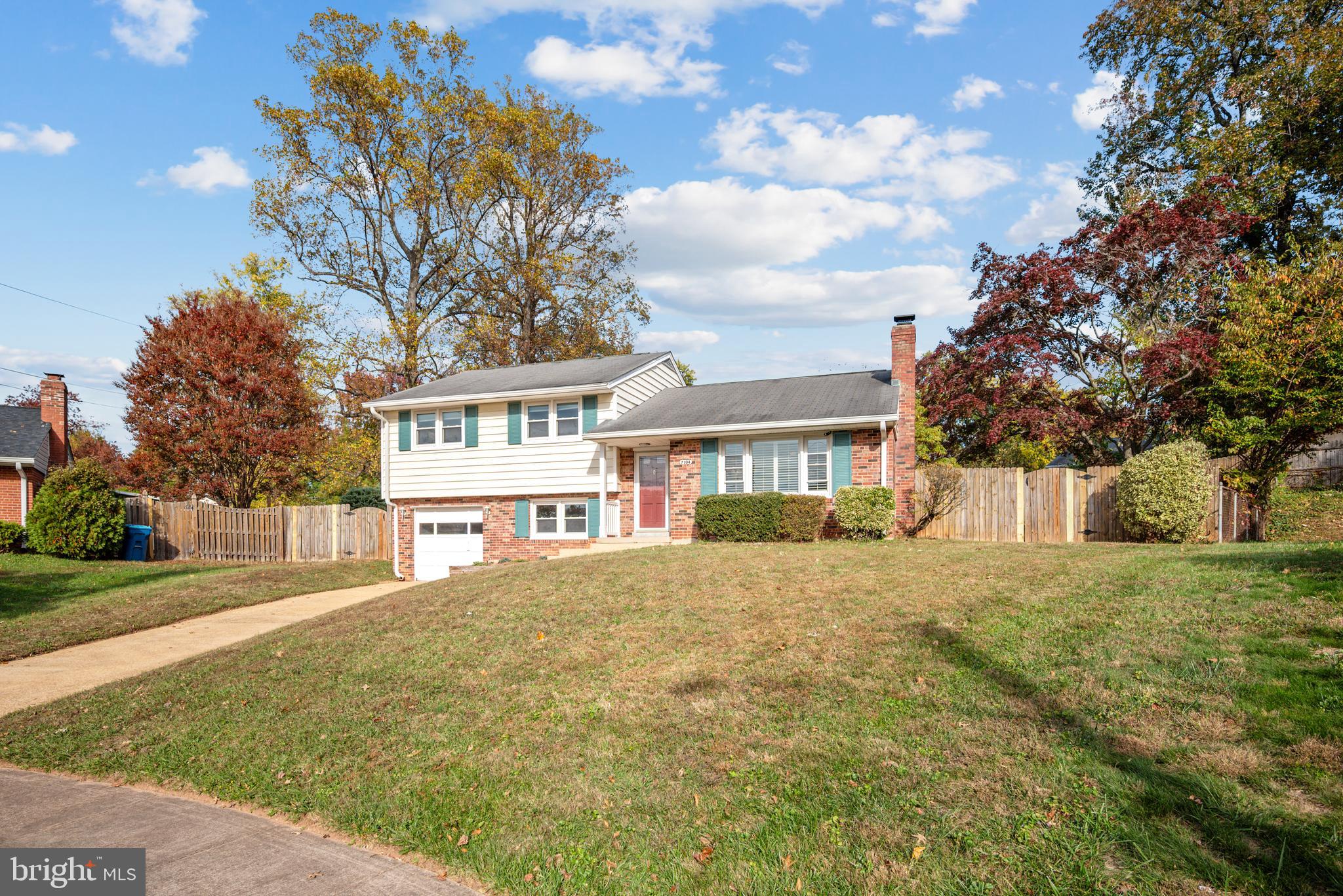 CRESTWOOD MANOR - Residential