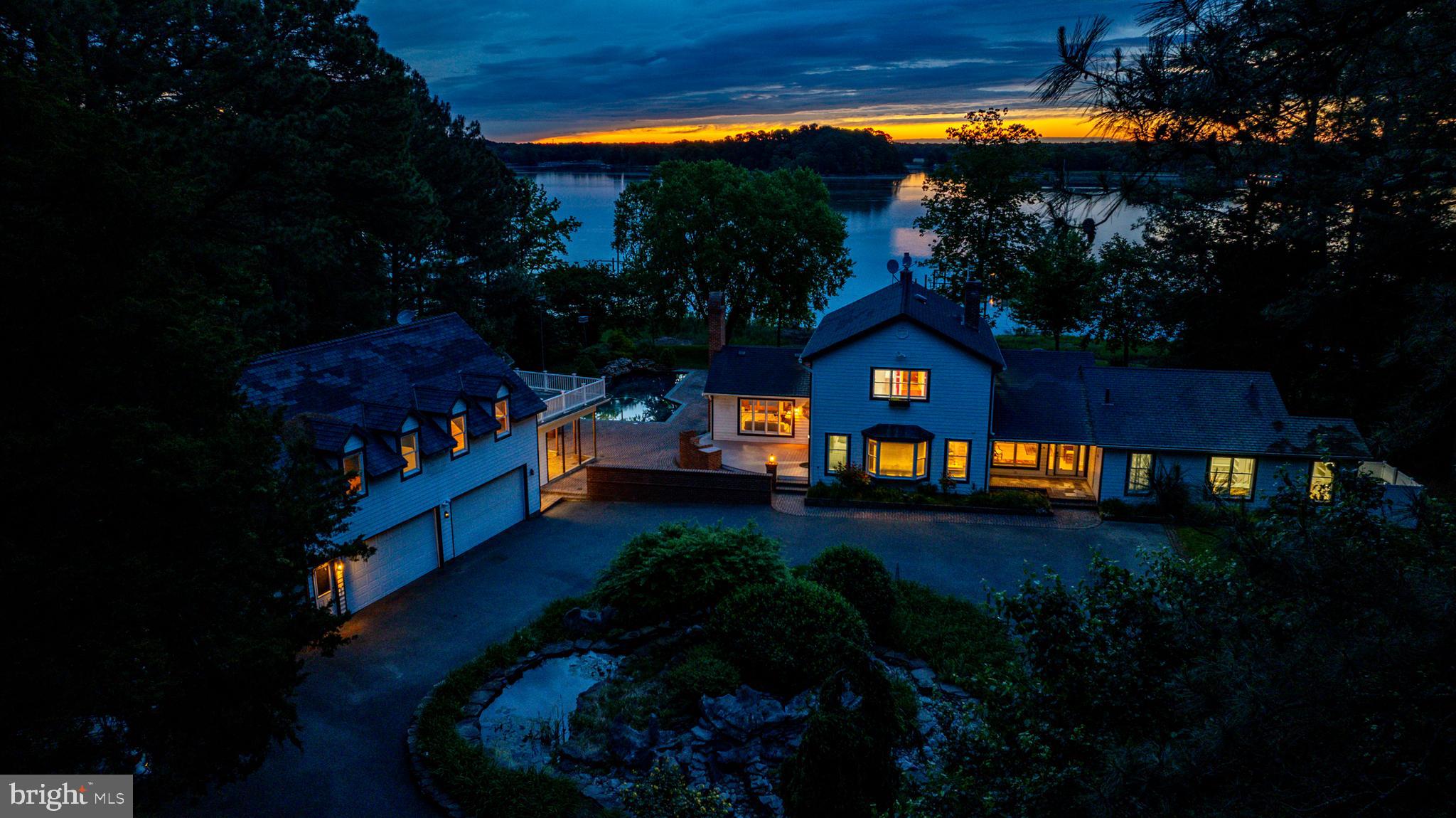 6884 TRAVELERS REST CIRCLE