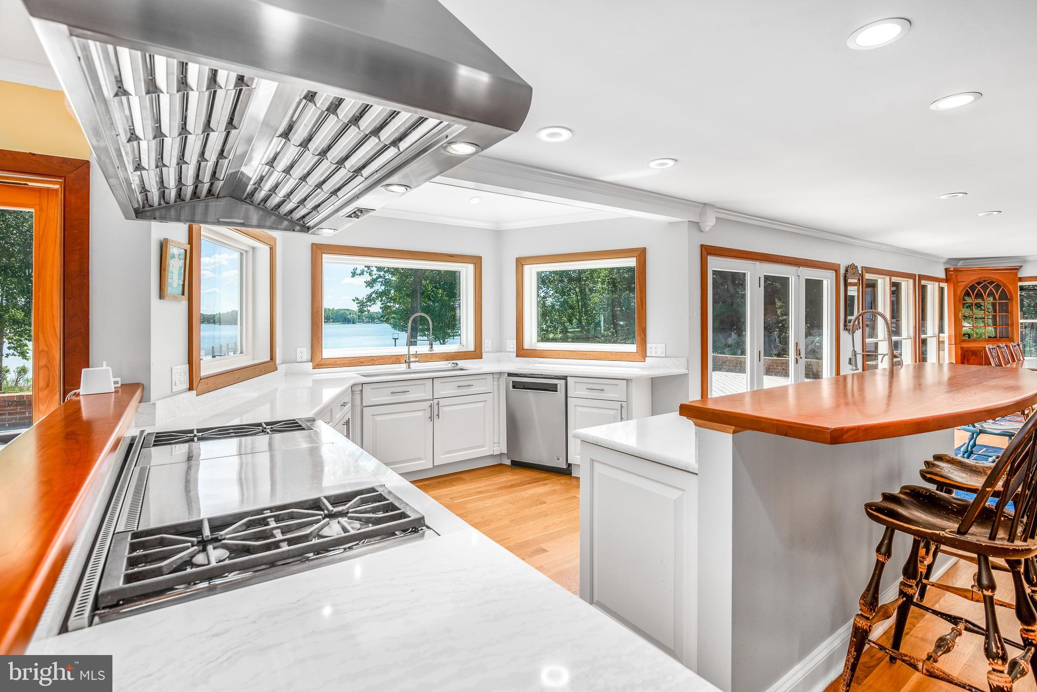 TRAVELERS REST - Residential