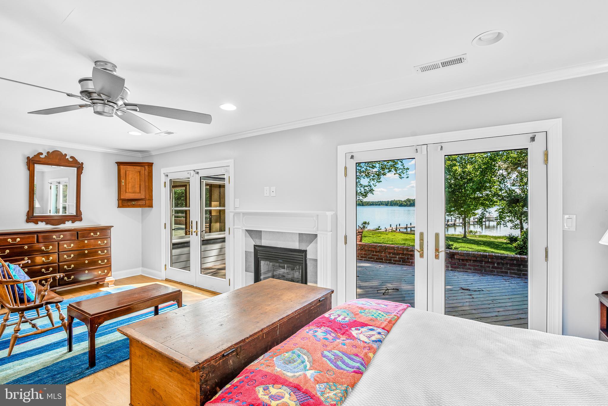 TRAVELERS REST - Residential