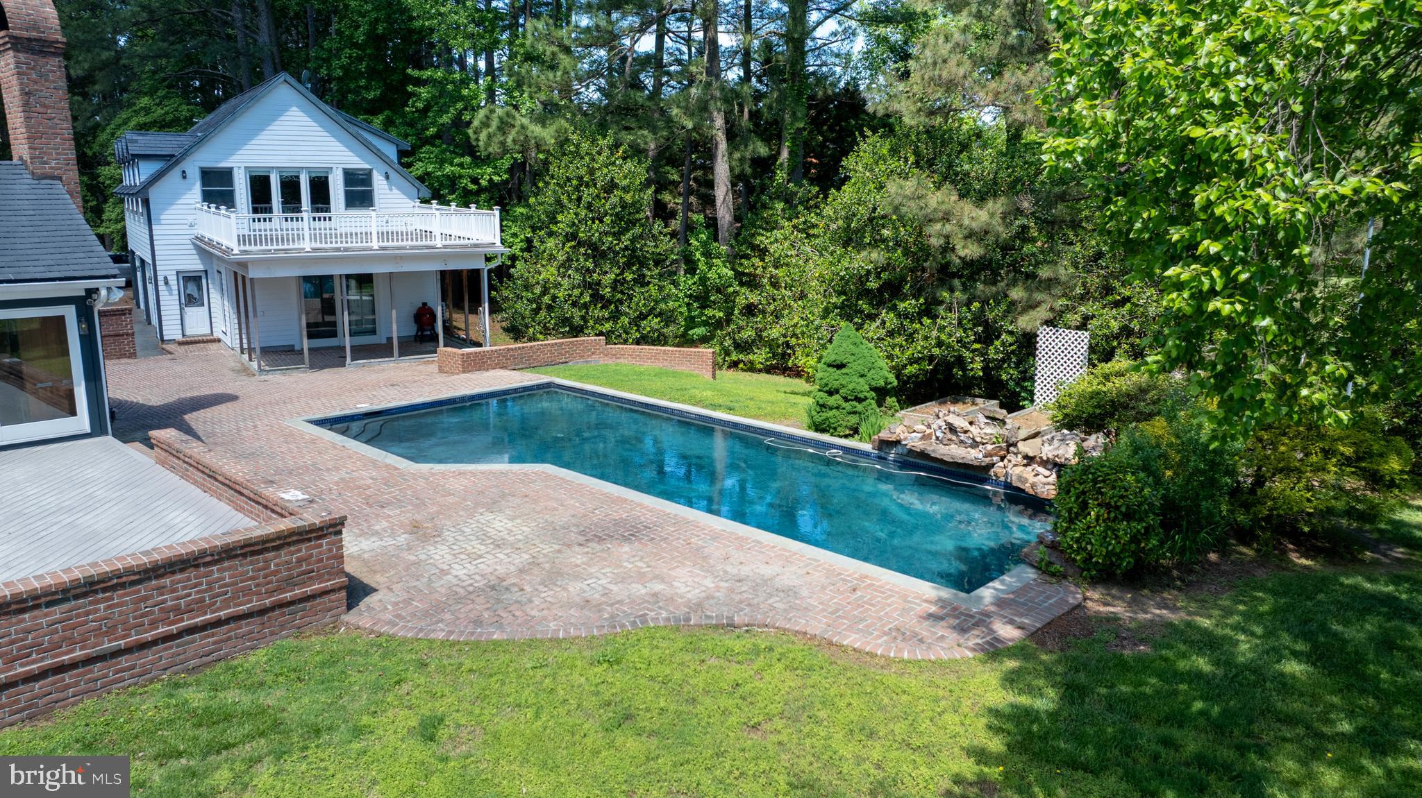 TRAVELERS REST - Residential