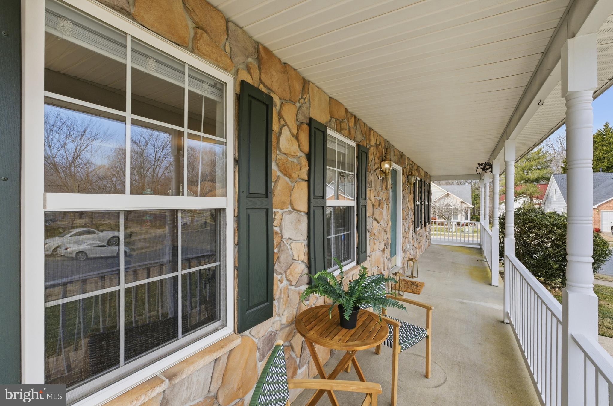 807 EASTERN POINT ROAD