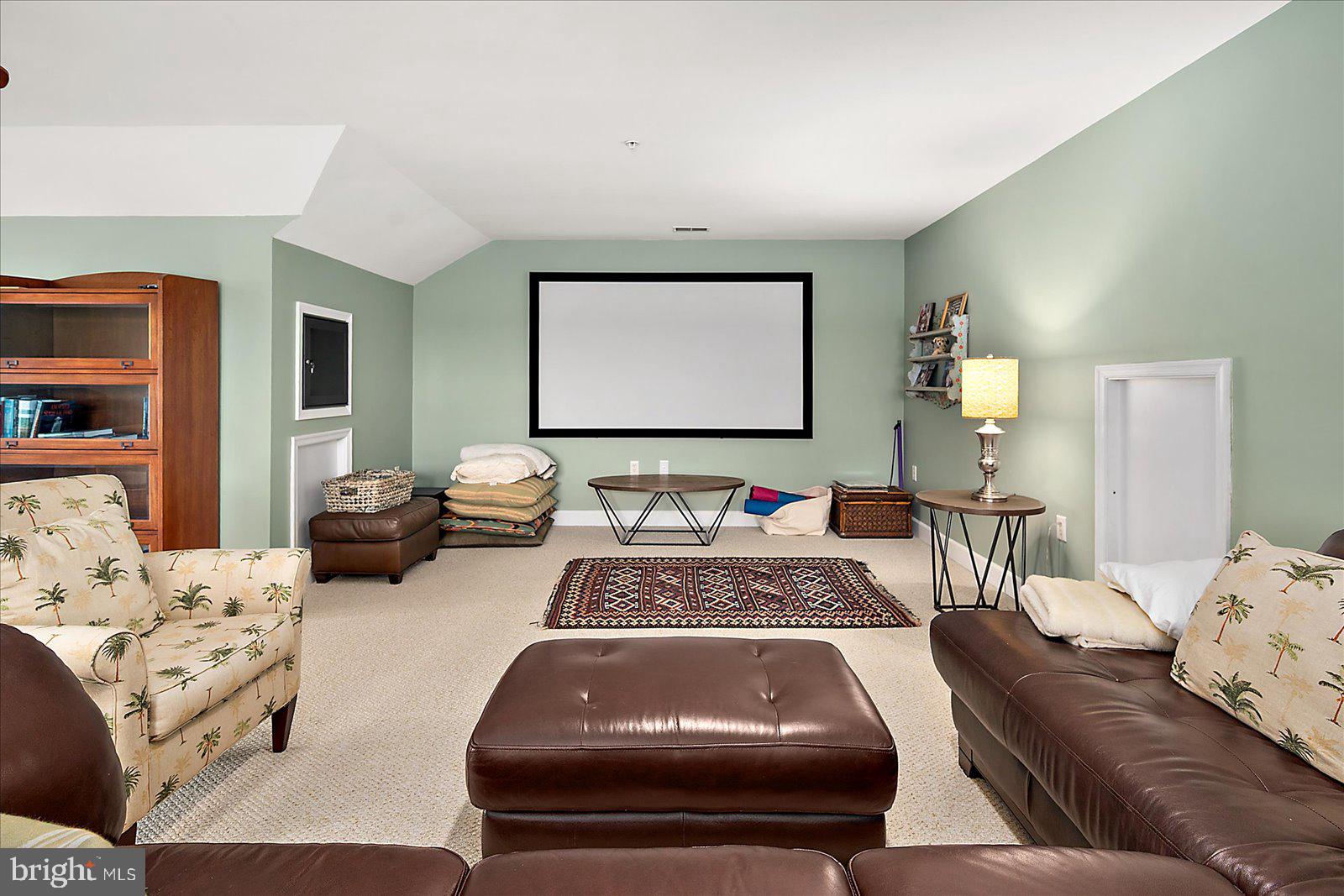 GLEN RIDDLE - Residential