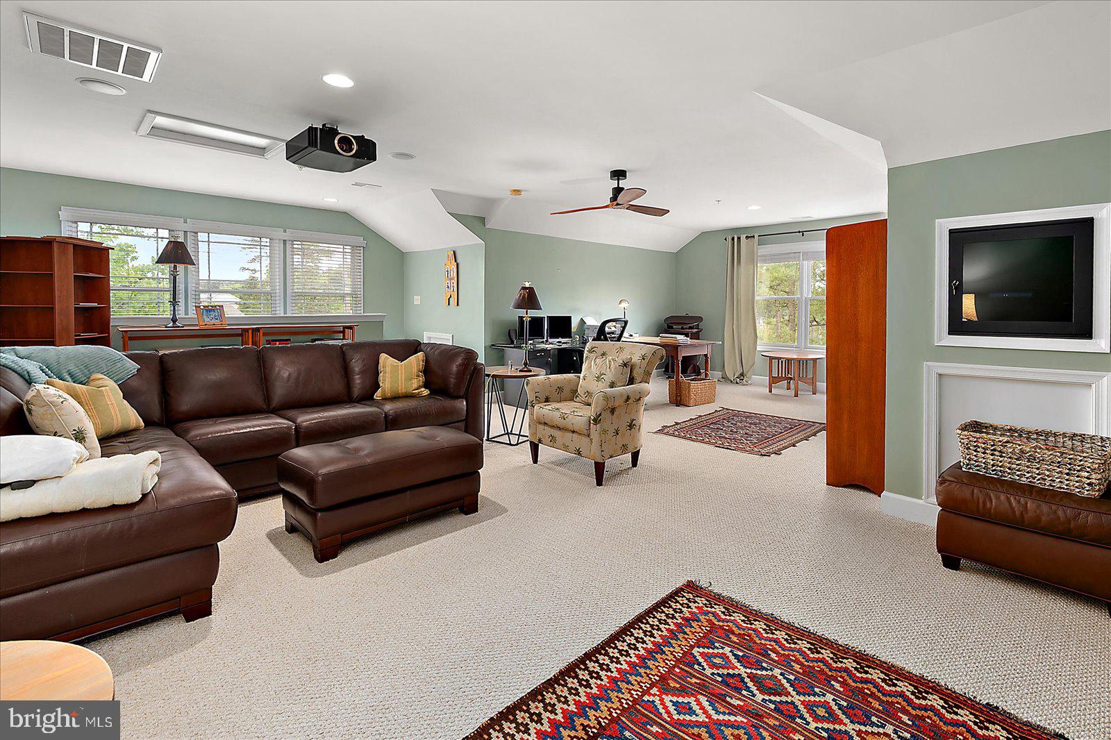 GLEN RIDDLE - Residential