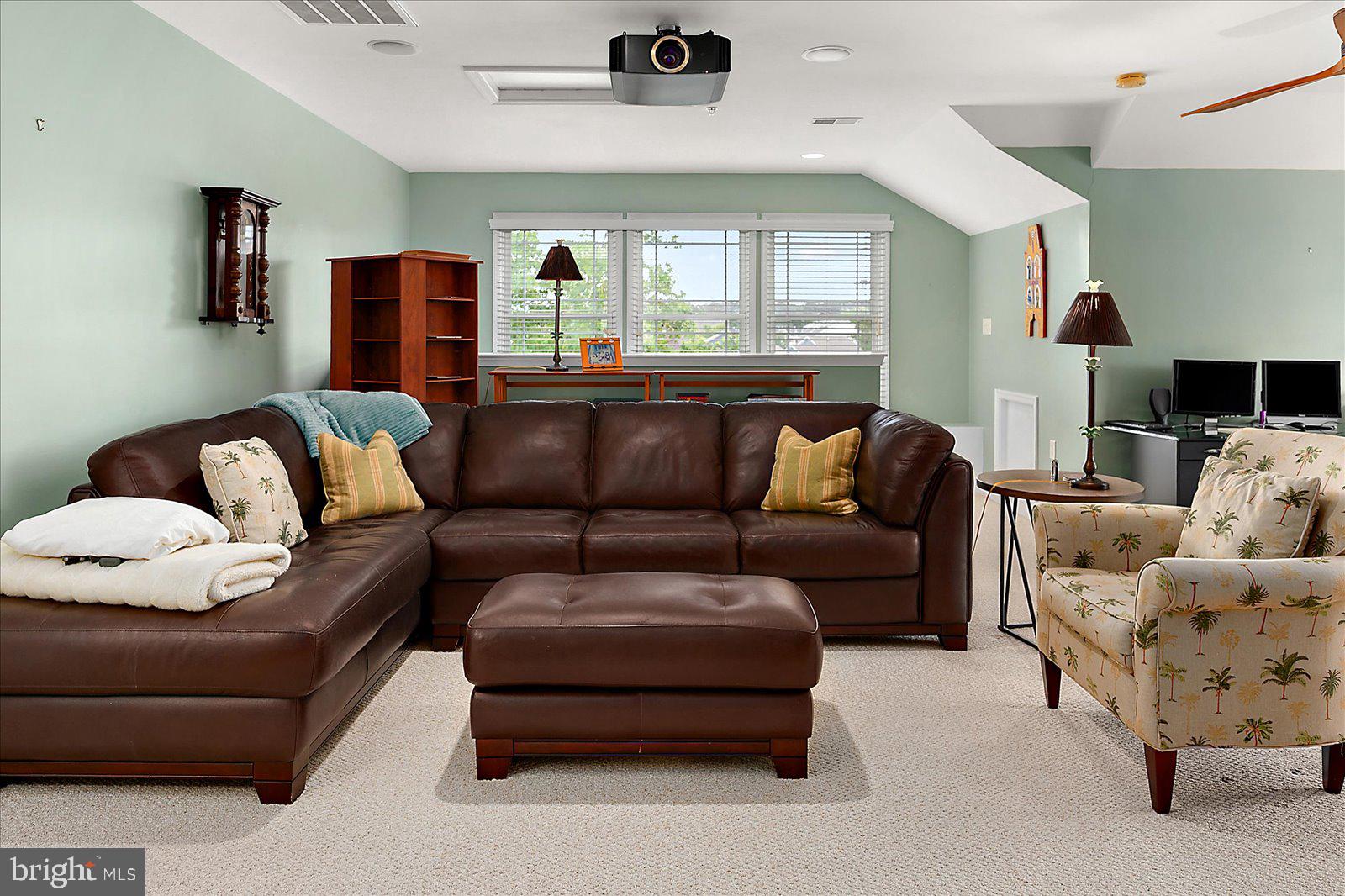 GLEN RIDDLE - Residential