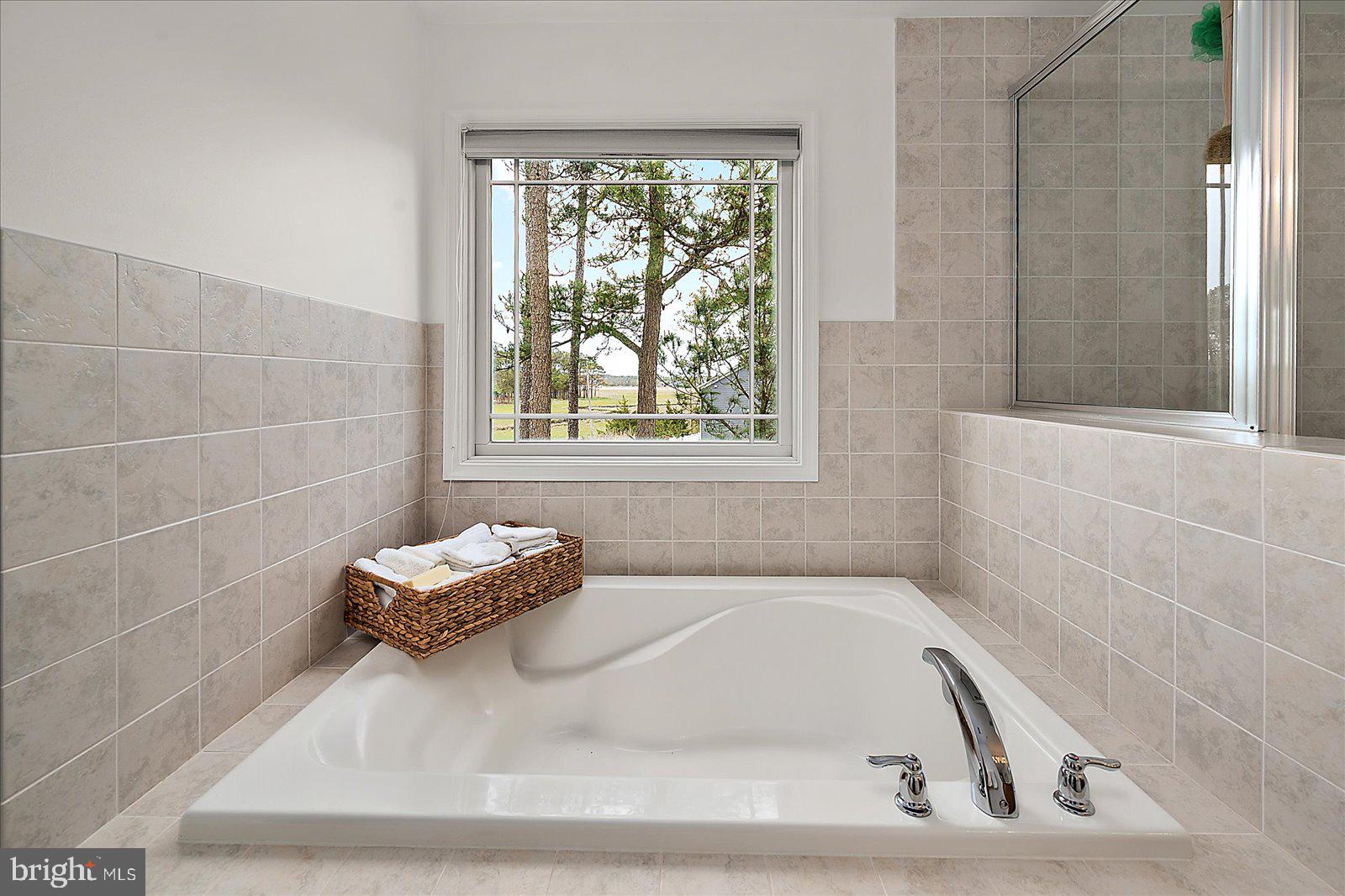 GLEN RIDDLE - Residential