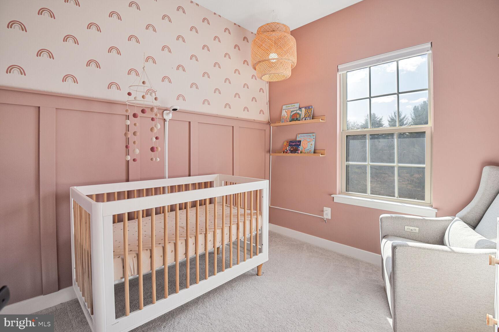 MONTGOMERY VILLAGE - Residential Lease