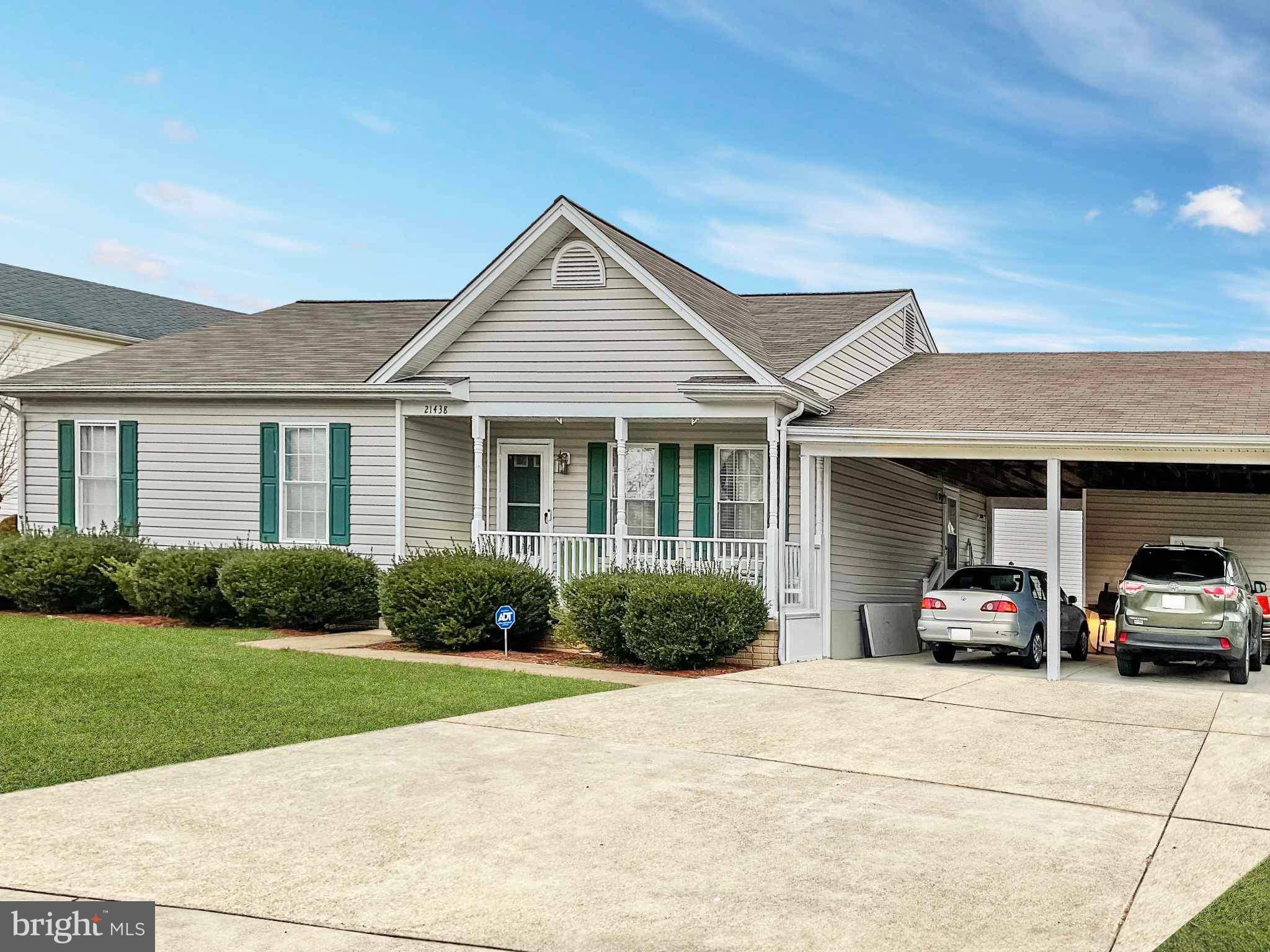 EMERALD HILLS ESTATES - Residential