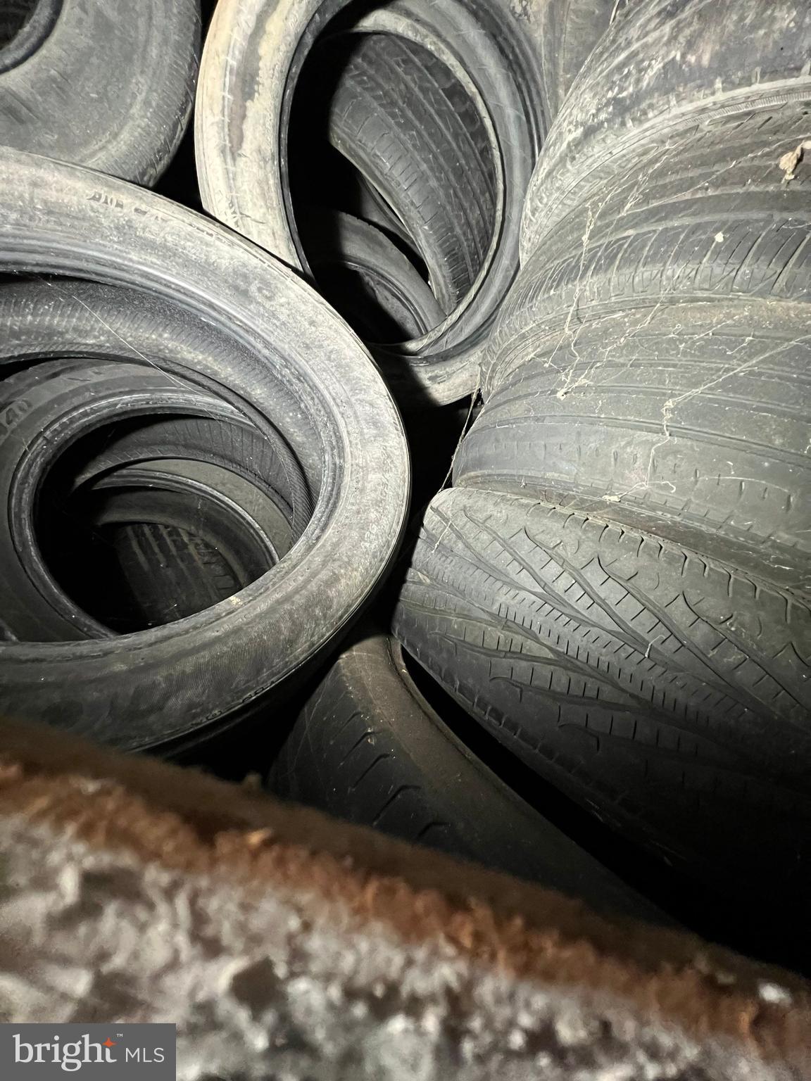 GARDENVILLE - Residential