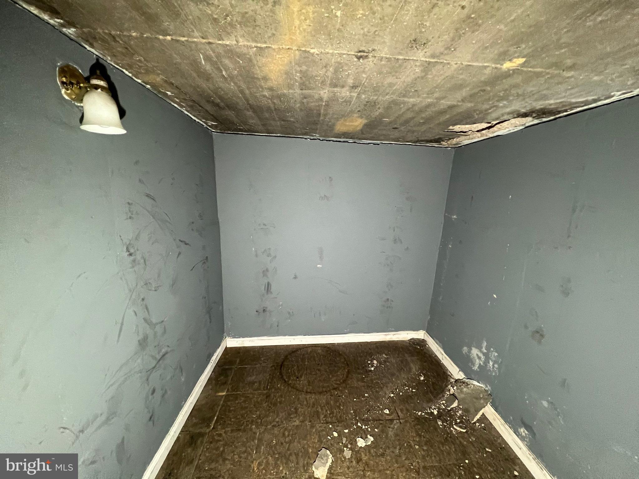 GARDENVILLE - Residential