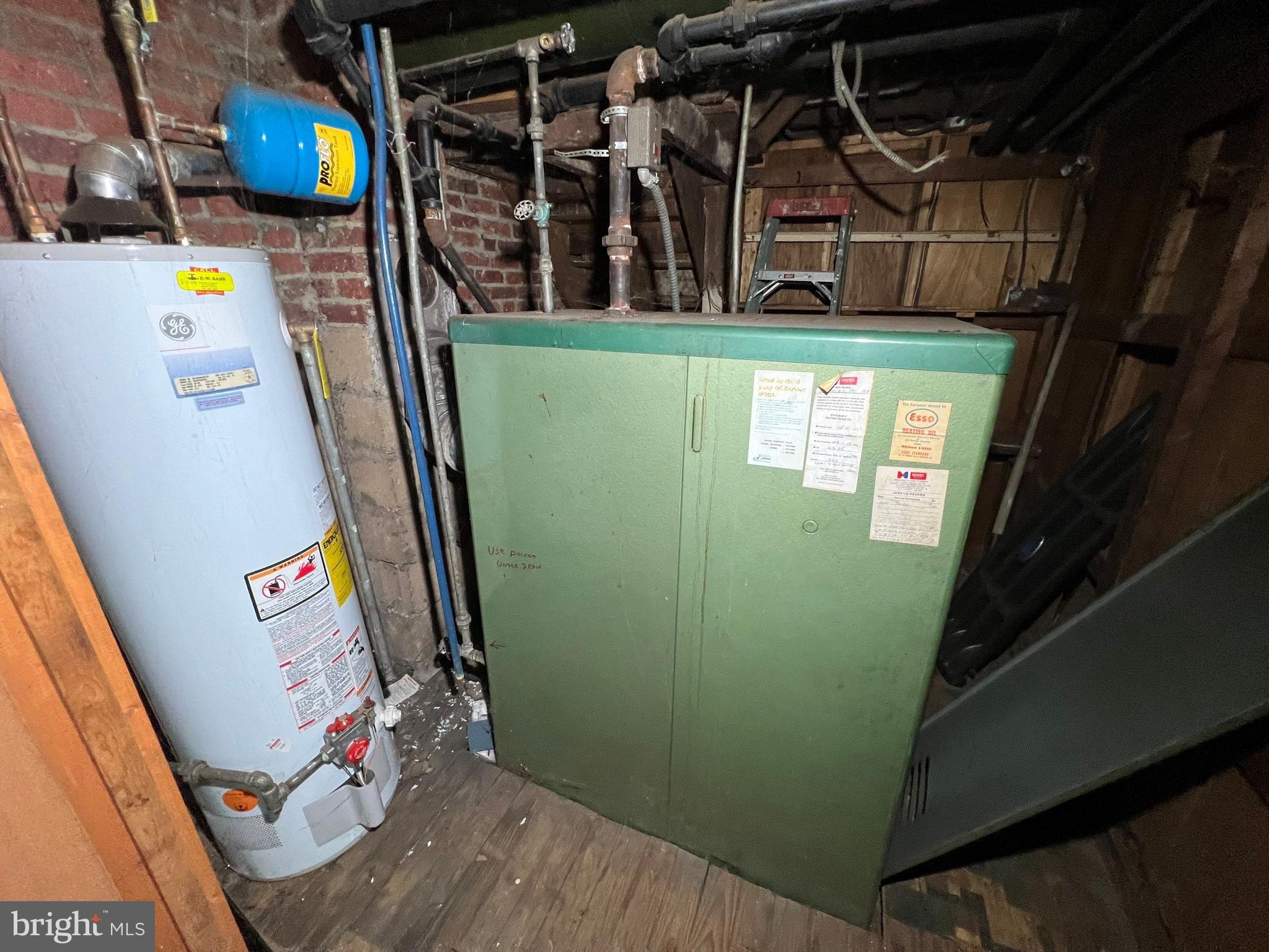 GARDENVILLE - Residential