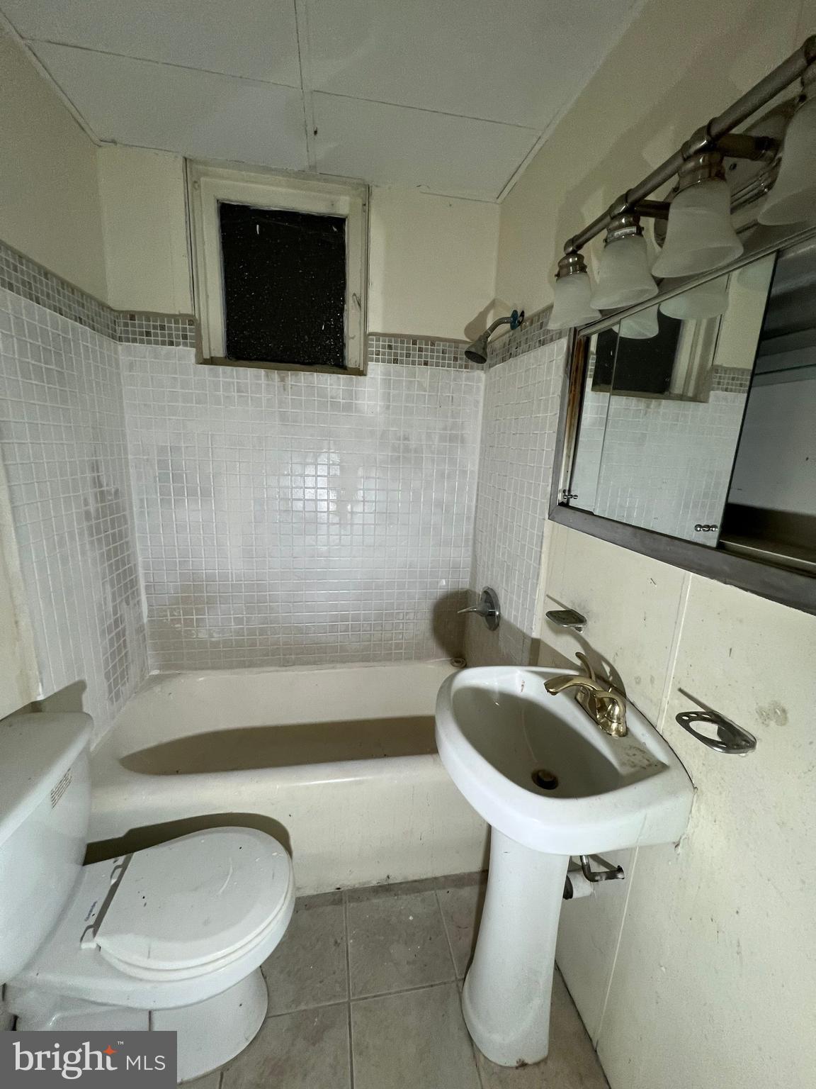 GARDENVILLE - Residential