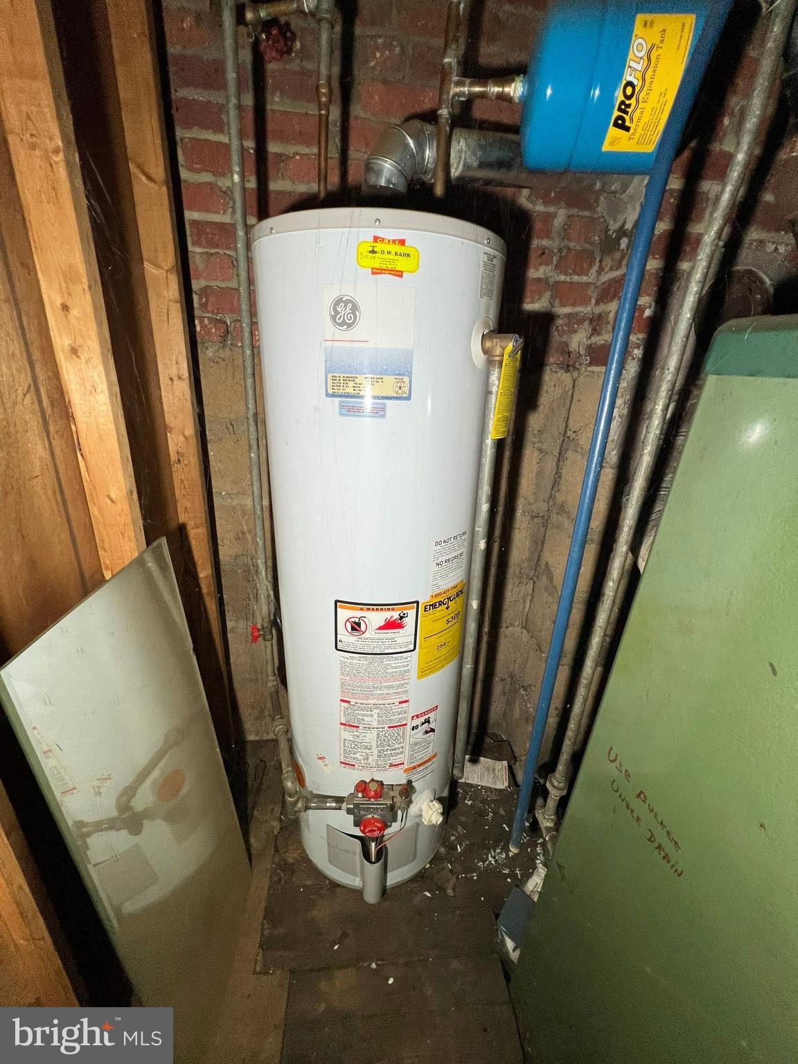 GARDENVILLE - Residential