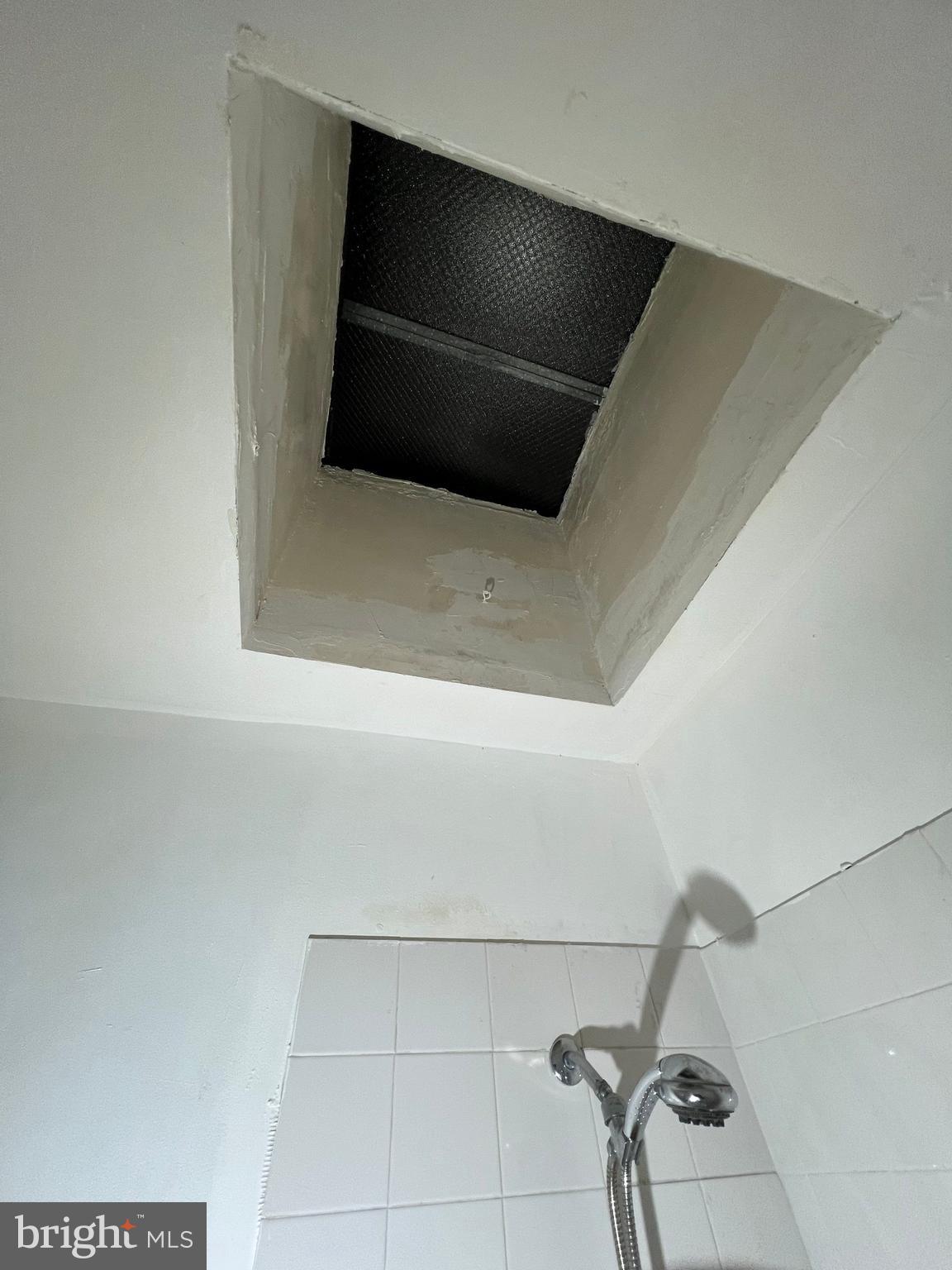 GARDENVILLE - Residential