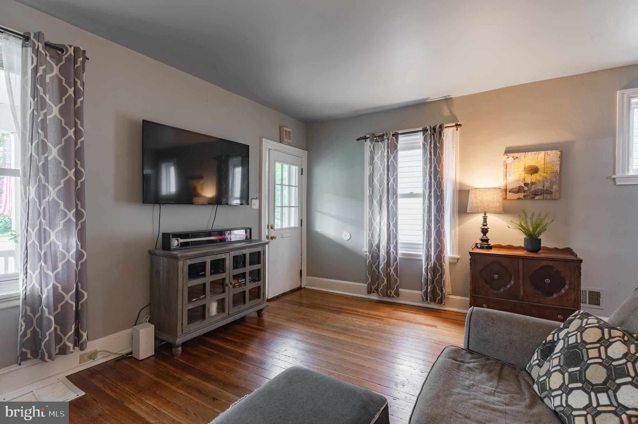 GLENSIDE - Residential