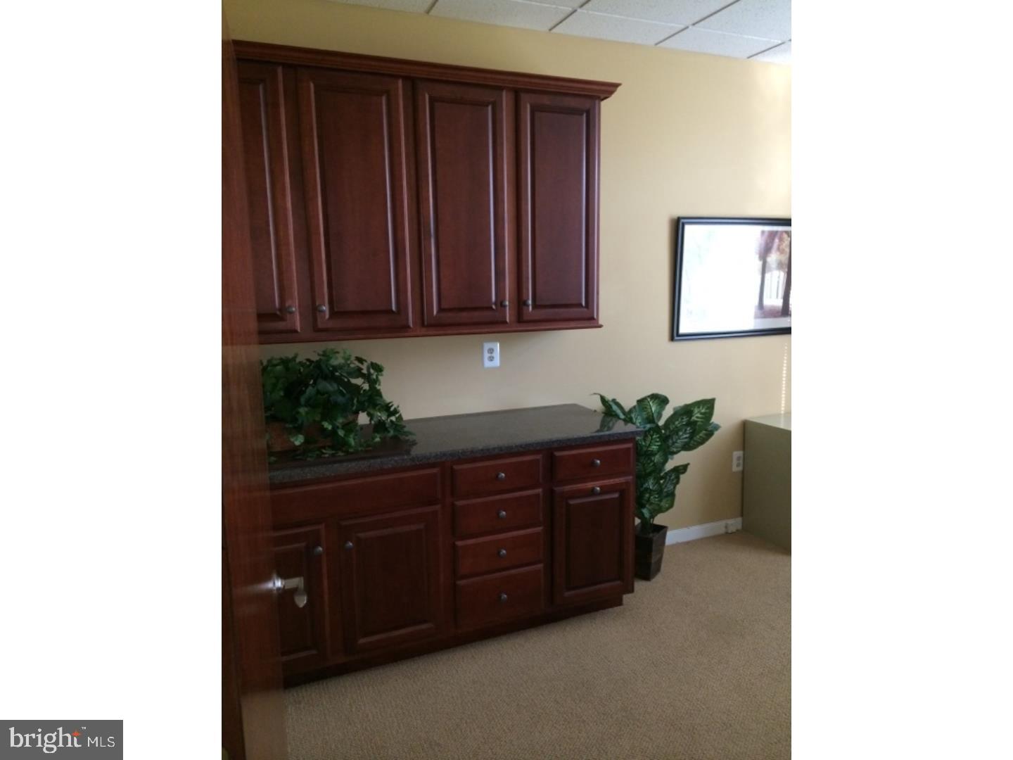 LUXEMBOURG CORP CT - Commercial Lease