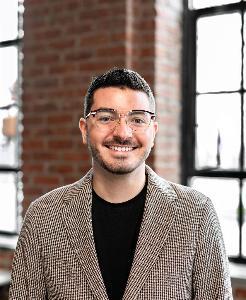 Agent Photo
