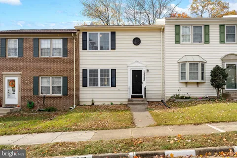 12346 Woodlawn Court, Woodbridge, VA MLS: VAPW2106688