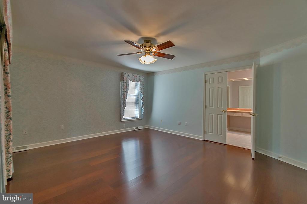 TUSCARORA HILLS - Residential