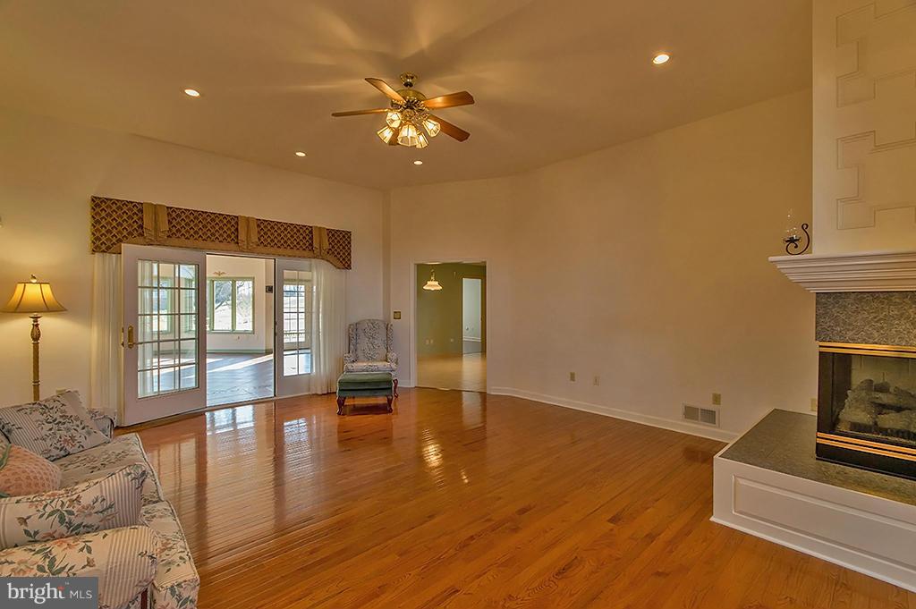 TUSCARORA HILLS - Residential