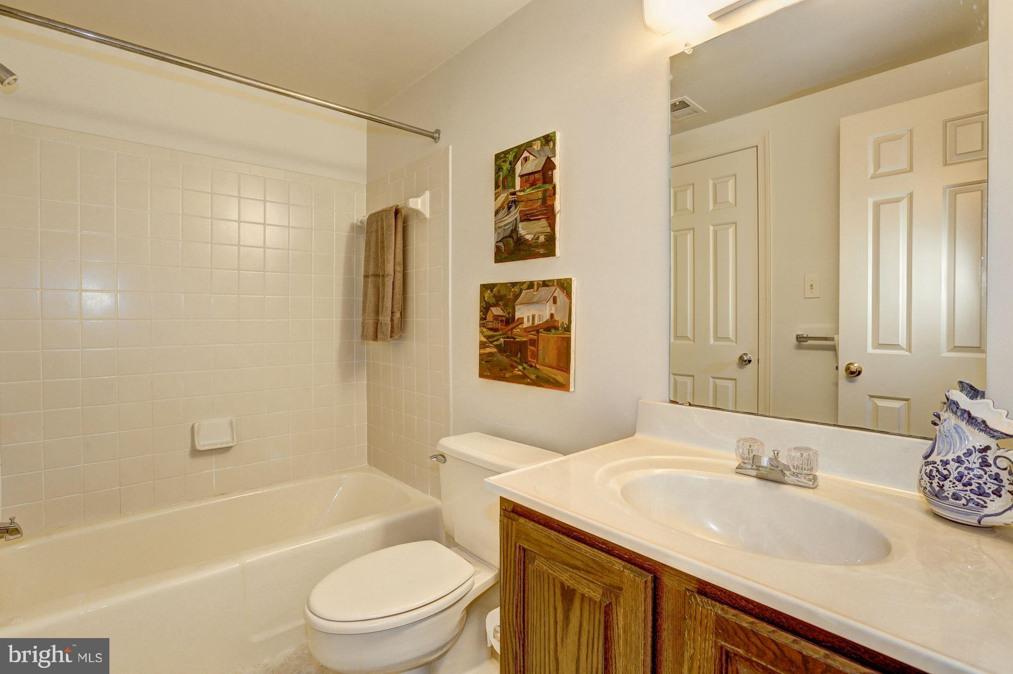 RIVER FALLS - Residential