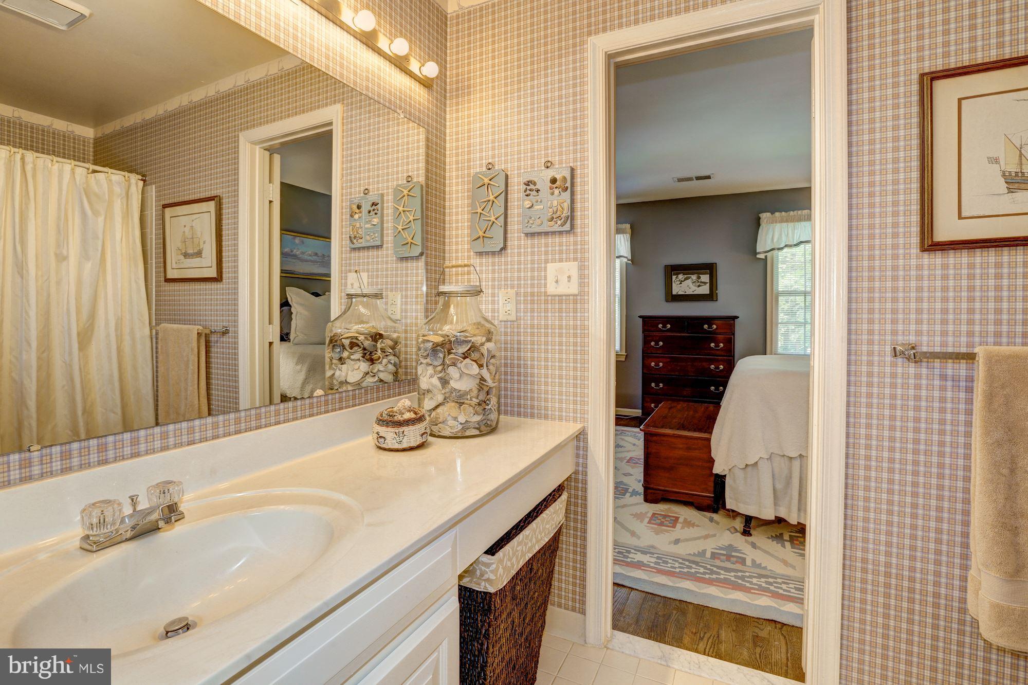 RIVER FALLS - Residential