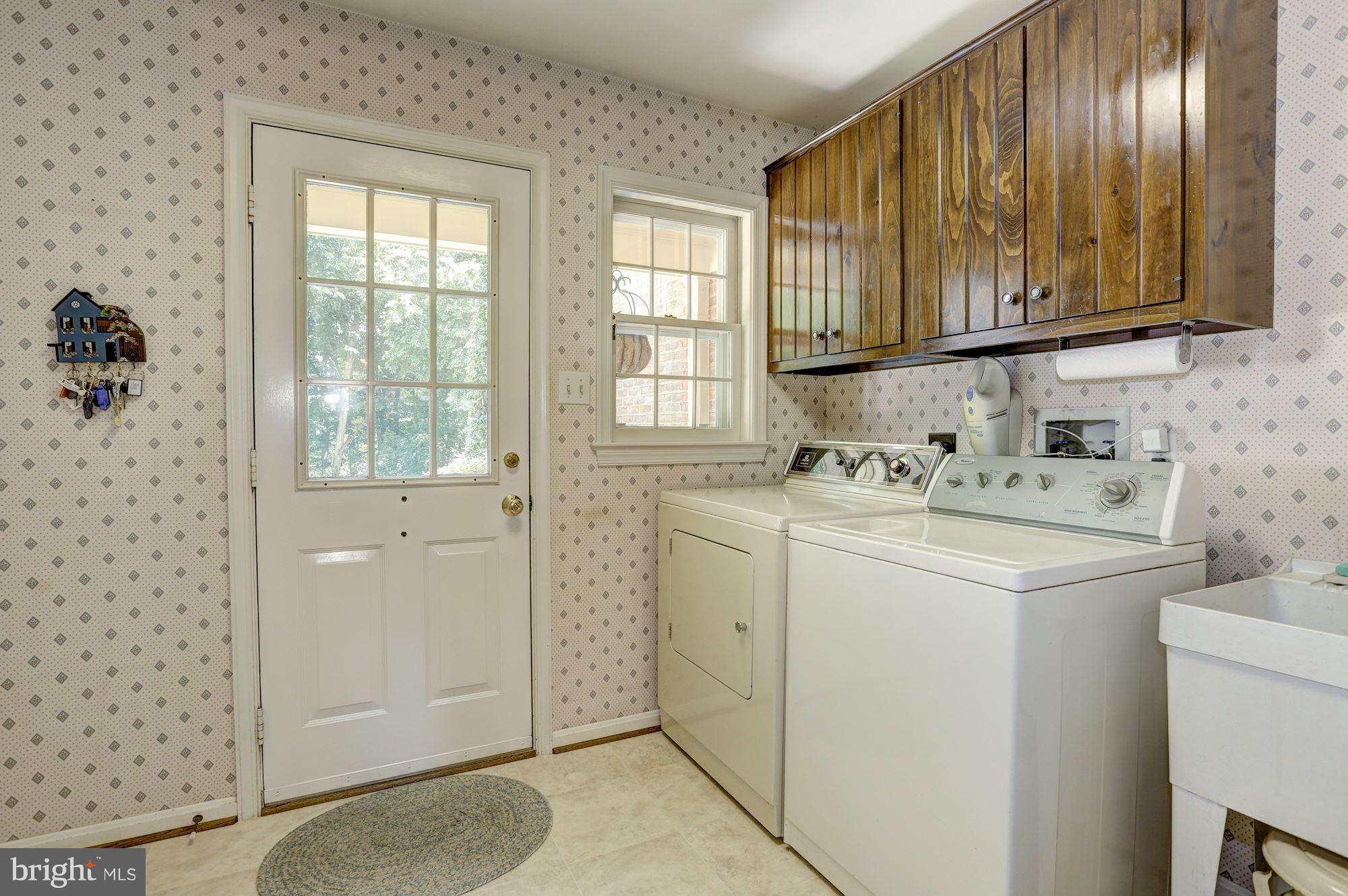 RIVER FALLS - Residential