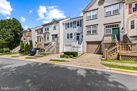 Townhouse For Rent - 106 Hackley Court<br/> PURCELLVILLE, VA 20132