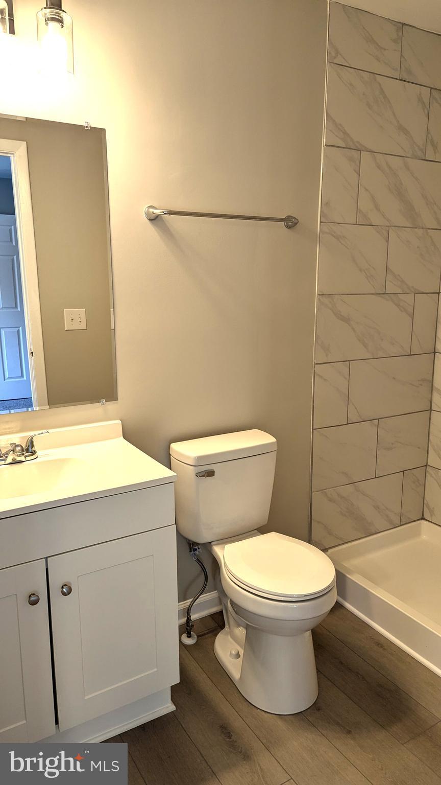 KIMBERLY WOODS VILLAGE - Residential